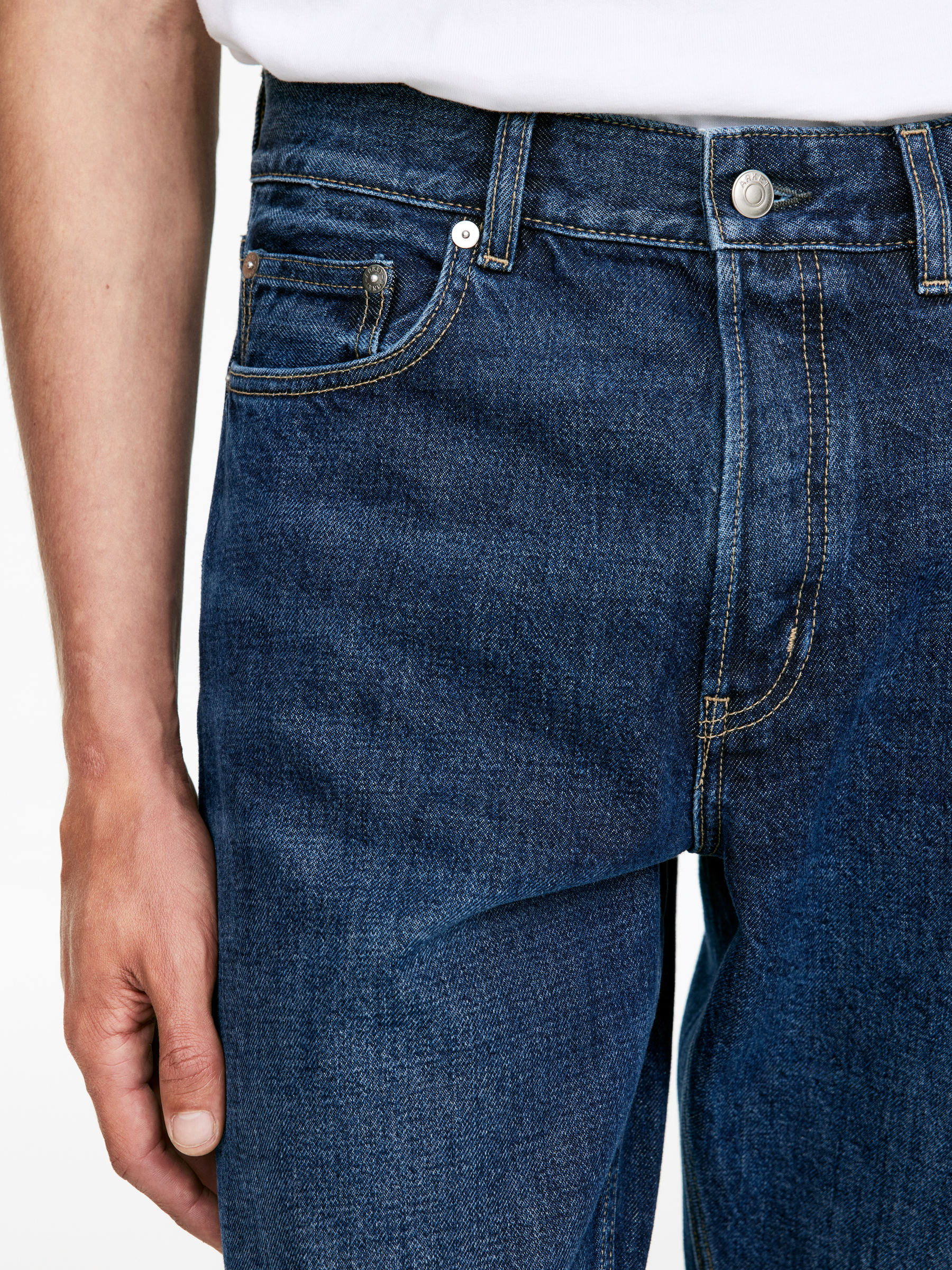OCEAN Loose Straight Jeans - Dark Blue - Loose fit - Men - StillMedia/Lookbook - 11