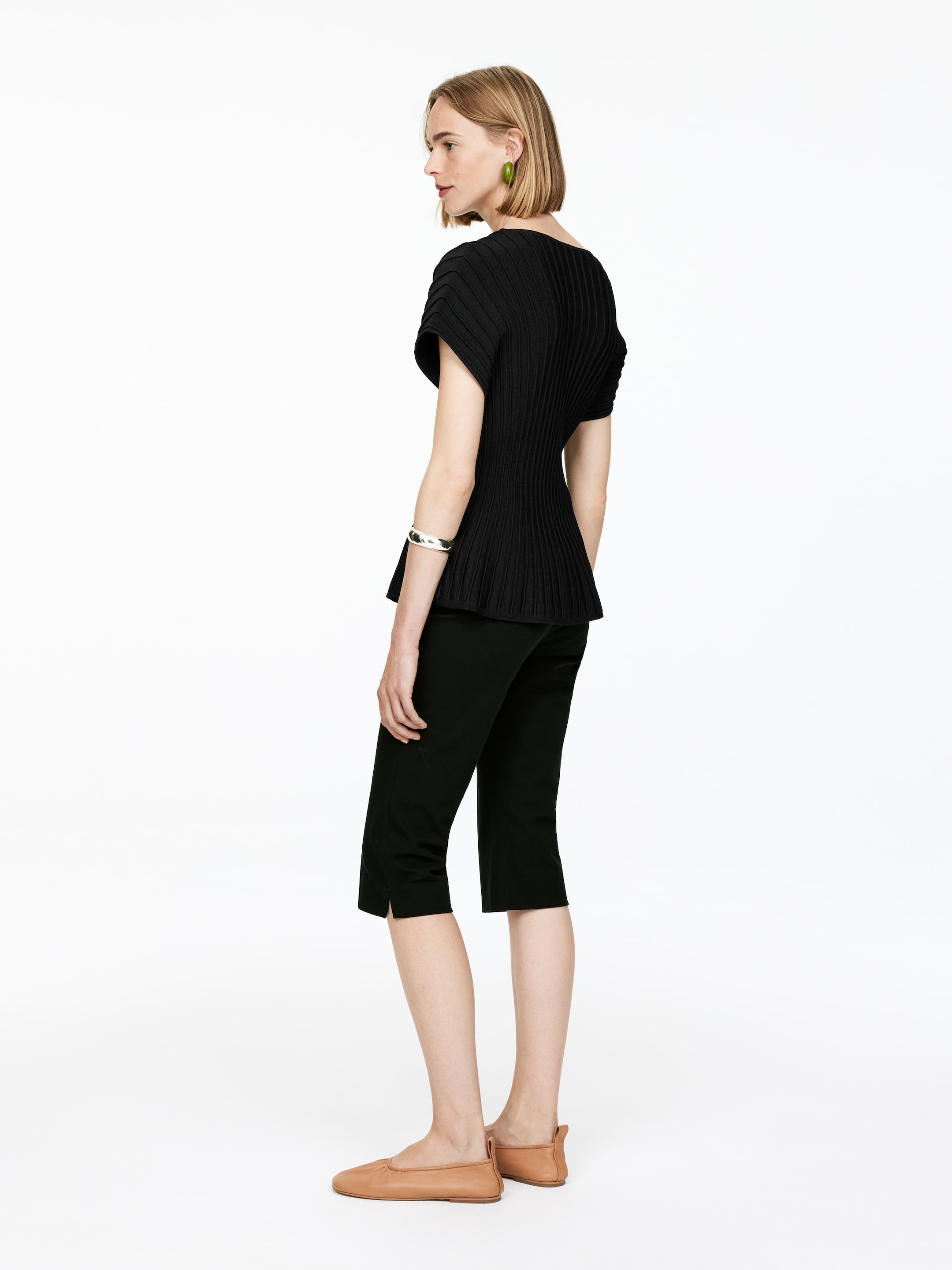 Ver imagen más grande: Top peplum de punto fino - Negro - MUJER | H&M ES 2