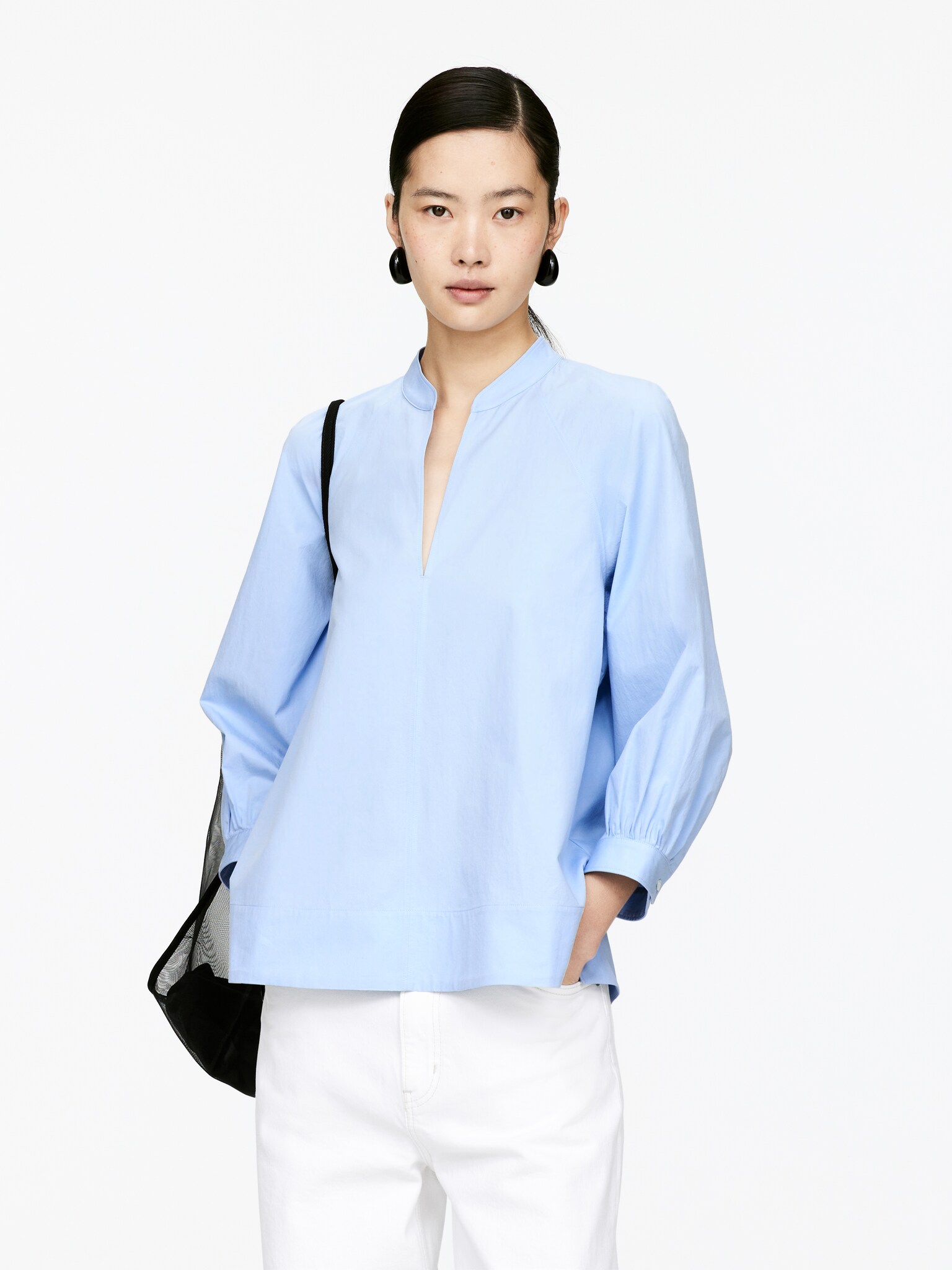 Blusa in cotone con scollo a V - Azzurro
