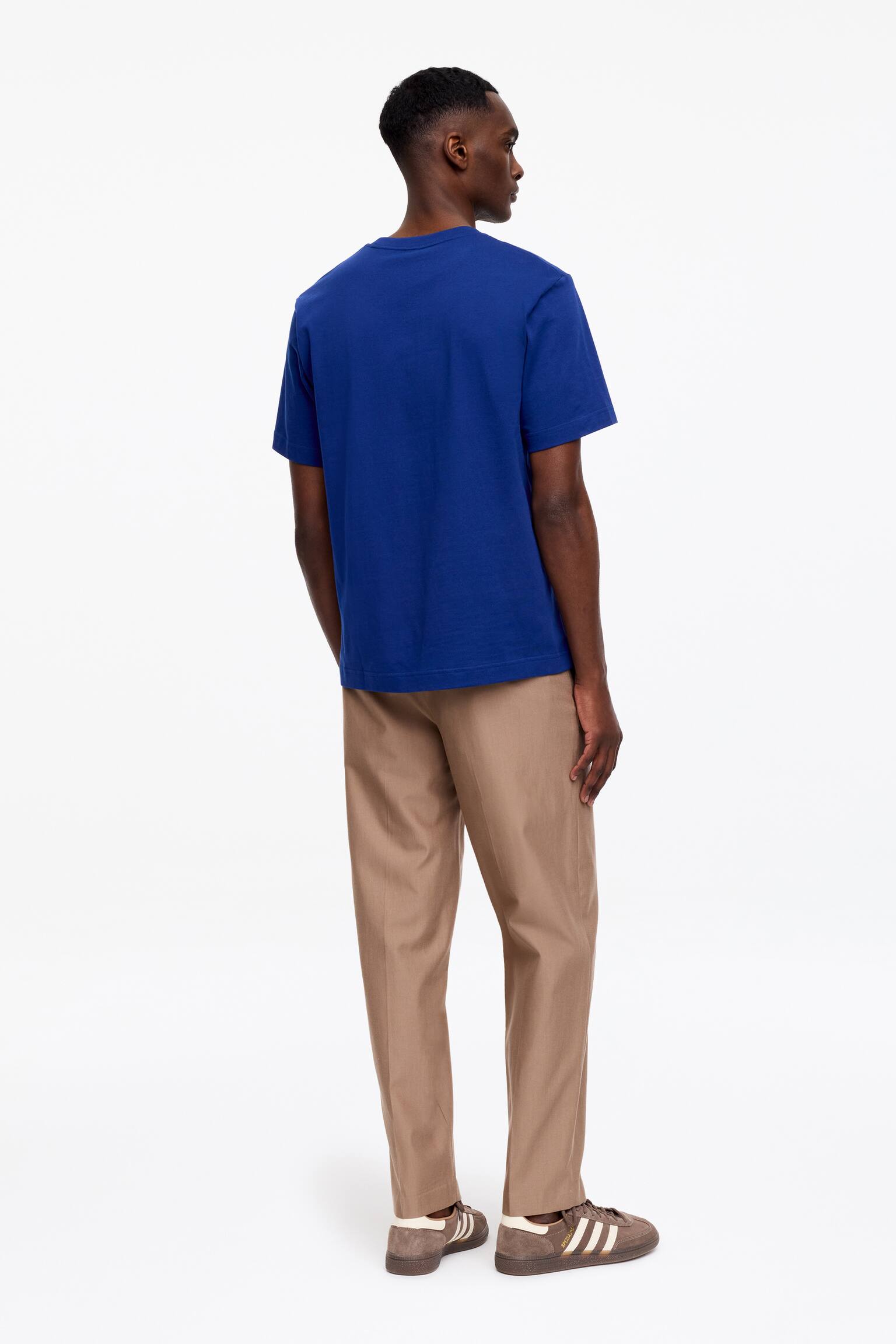 220 GSM Relaxed T-Shirt - Blå/Khakigrön/Brun/Vit/Svart/Ljusgråmelerad/Mörkbrun/Khakigrön - 4