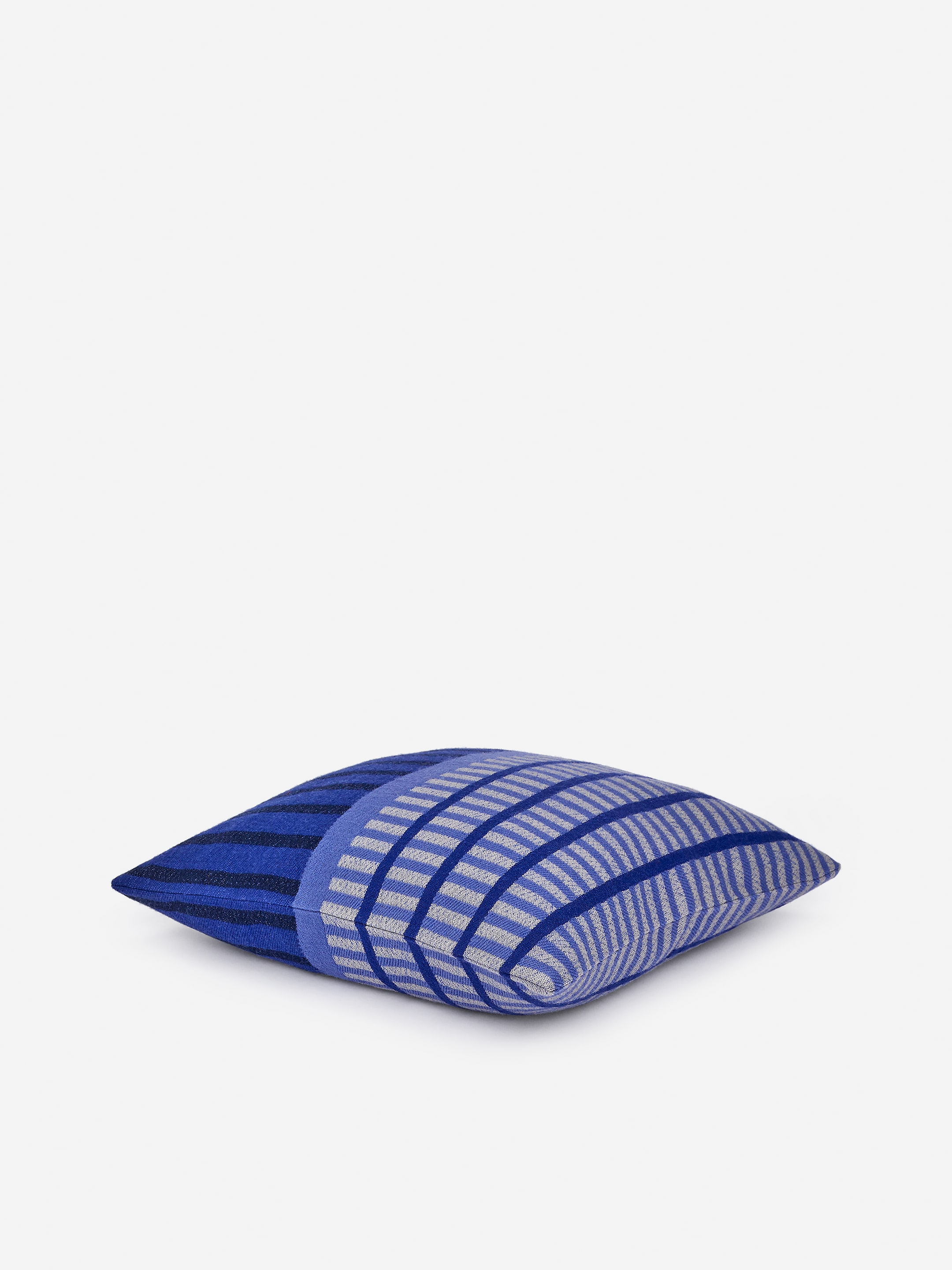 Kissenbezug aus Wolle, 50 x 50 cm - Blau - Haushaltswaren - StillMedia/DescriptiveStillLife - 3