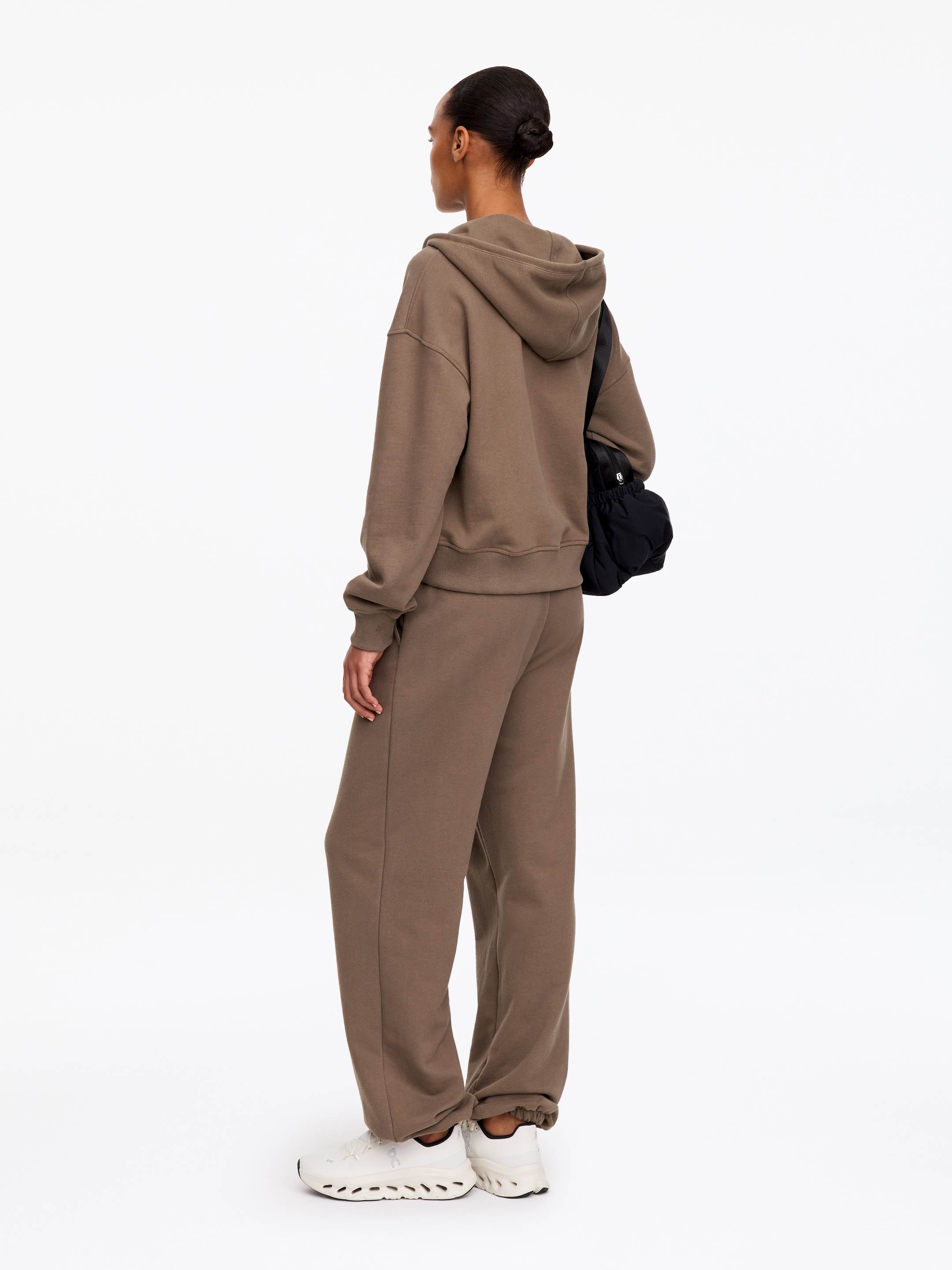 Sweat à capuche zippé en molleton de coton - Taupe foncé - Regular fit - women - StillMedia/Lookbook - 4