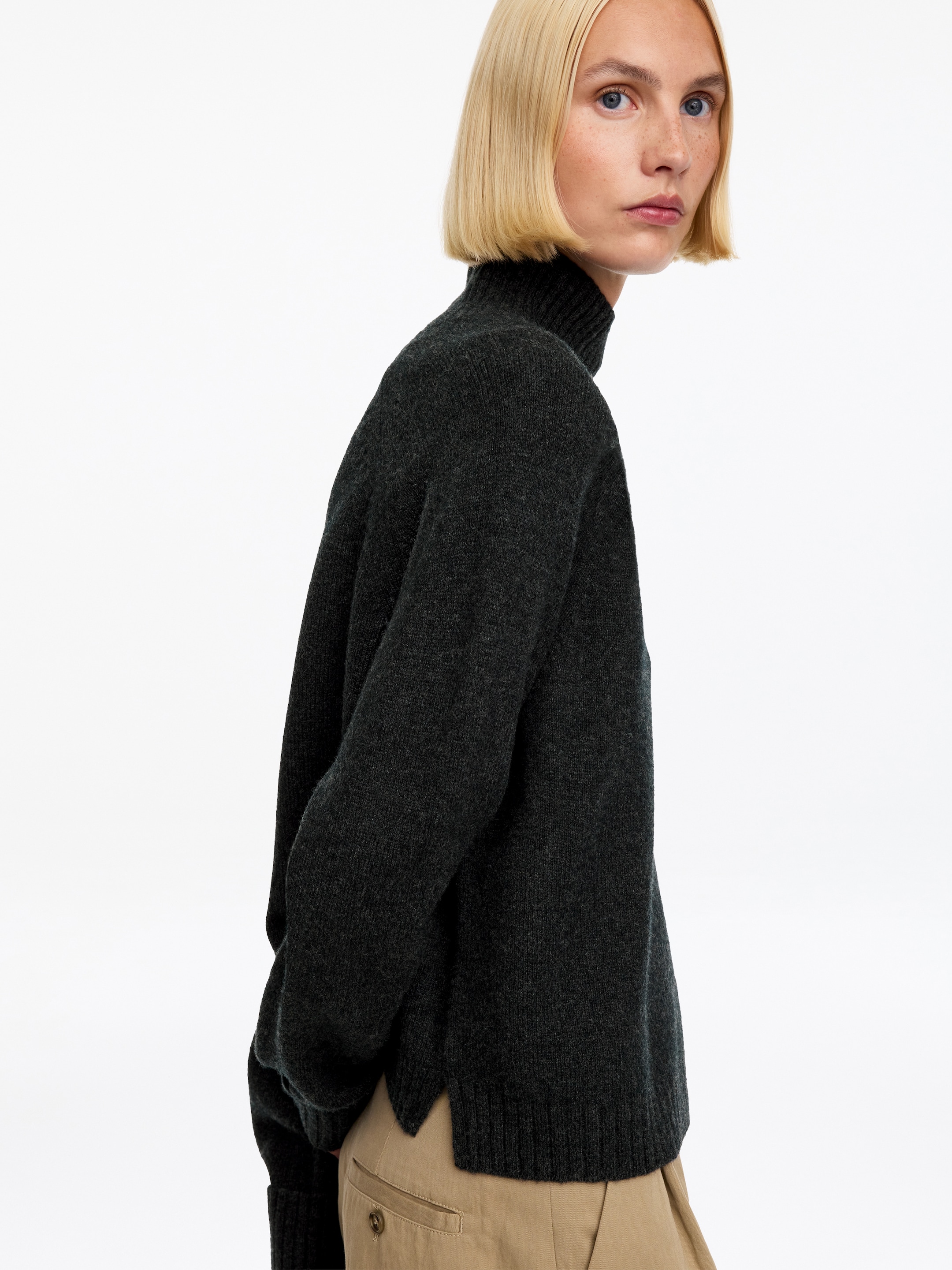 Roll-Neck Wool Jumper - Dark Grey - Regular fit - women - StillMedia/Lookbook - 4