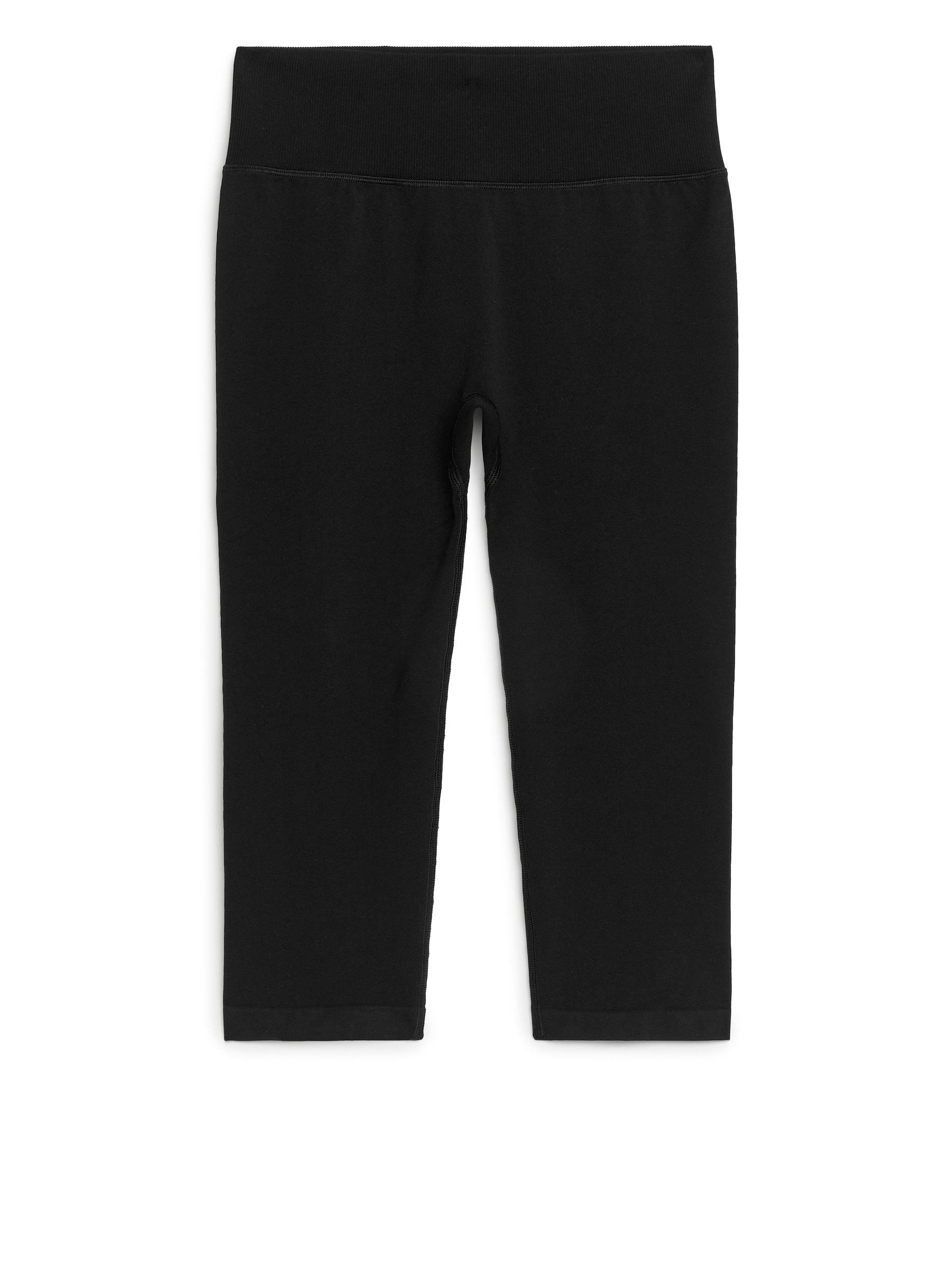 Nahtlose Capri-Leggings - Schwarz - Slim Fit - Damen - StillMedia/DescriptiveStillLife - 1