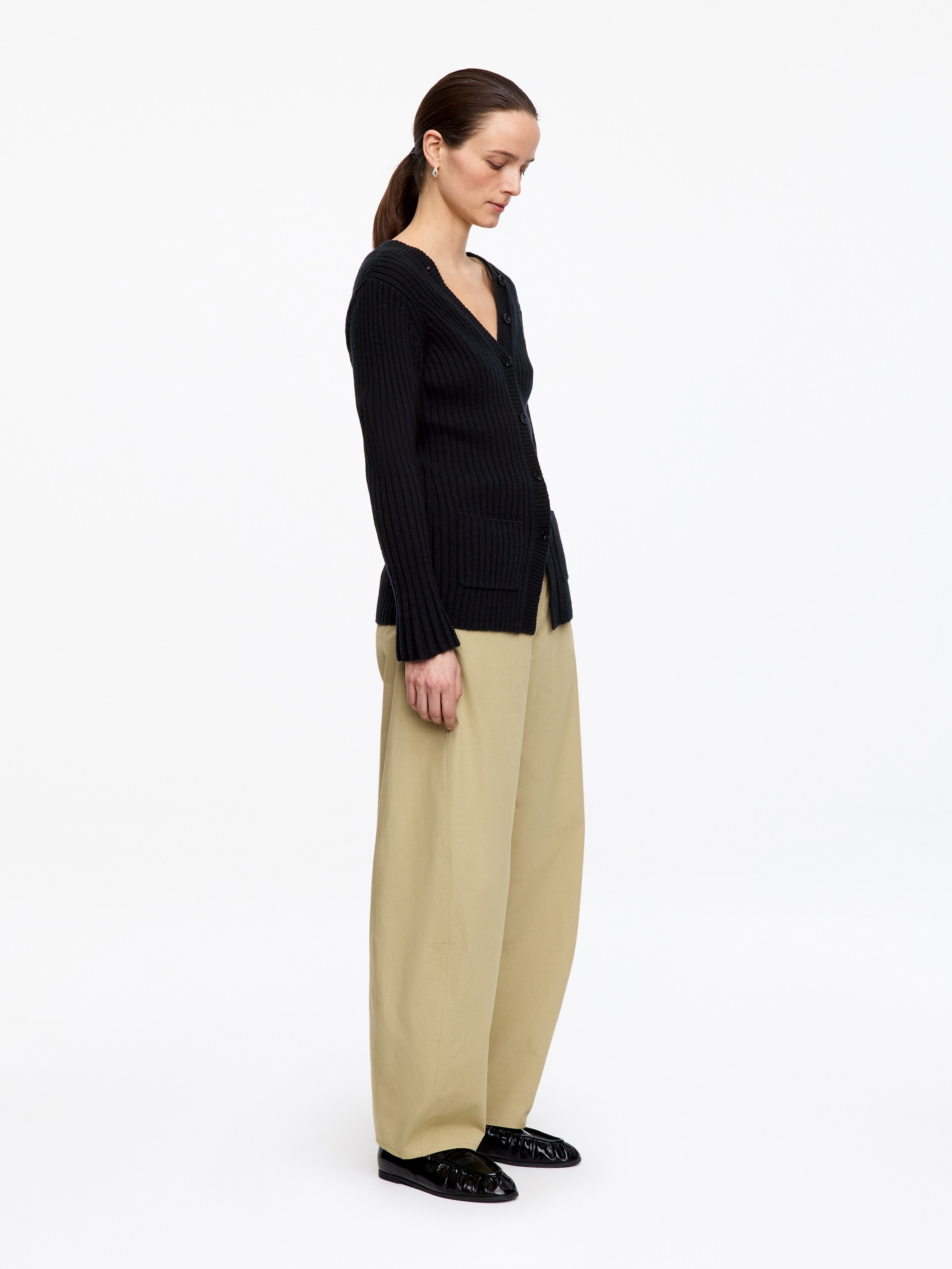 Kardigan z prążkowanej dzianiny - Ciemnoniebieski - Fason normalny - Women - StillMedia/Lookbook - 10