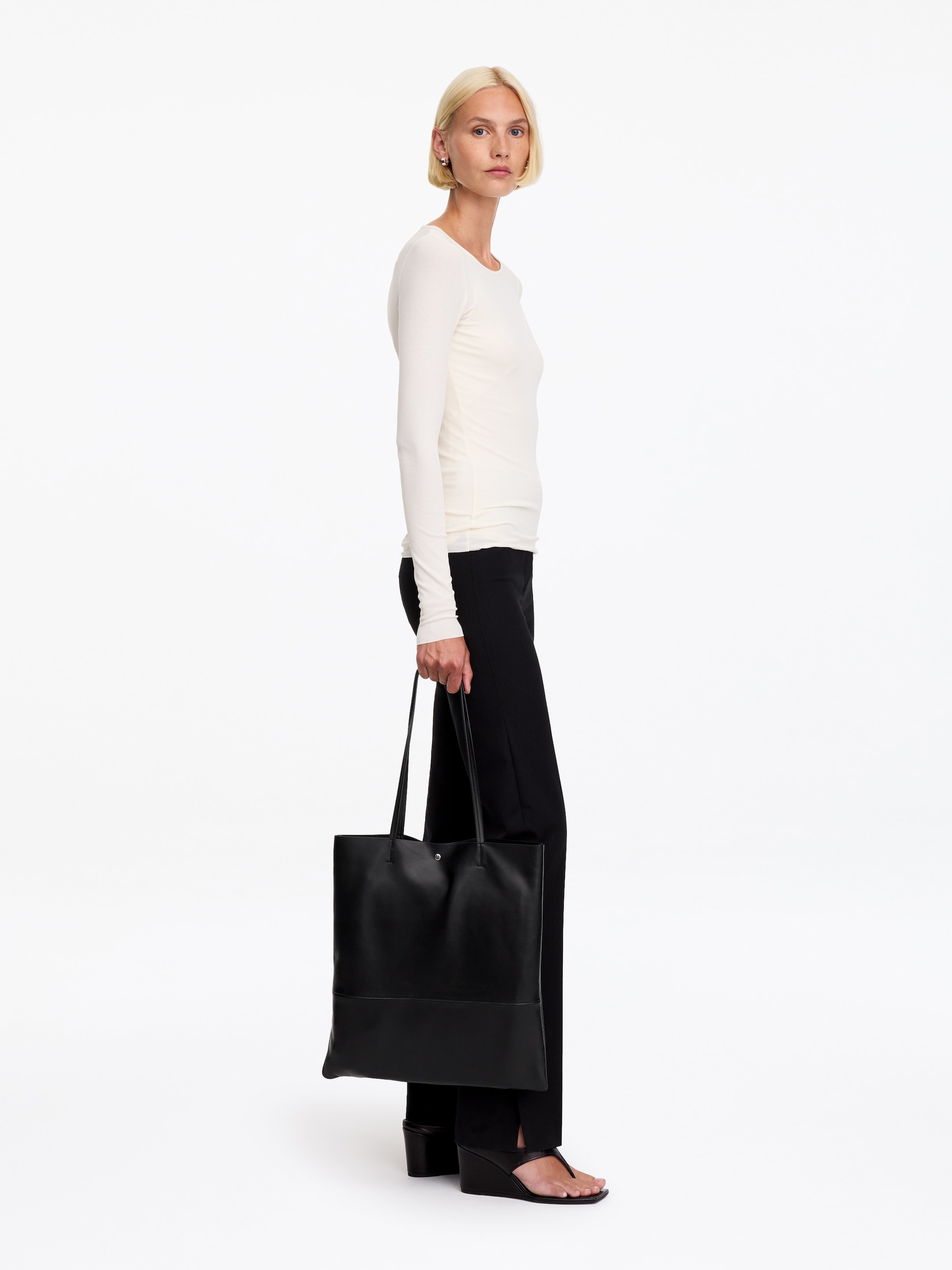 Tragetasche aus Leder - Schwarz - women - StillMedia/Lookbook - 4