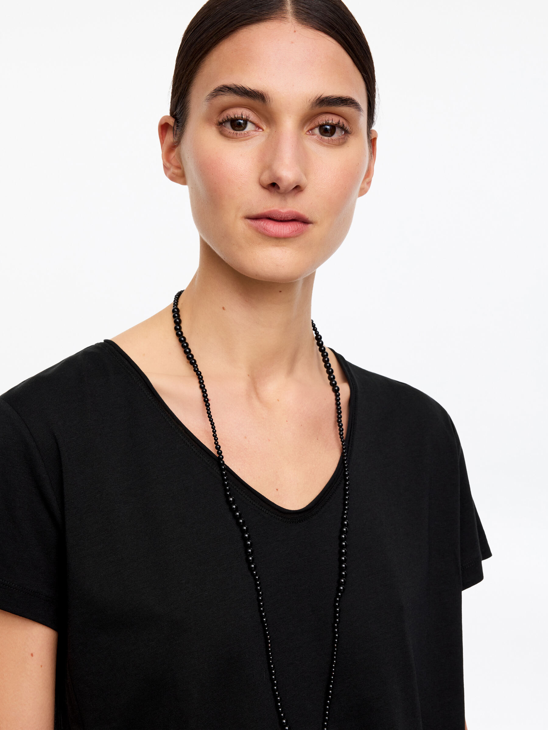 T-Shirt mit U-Ausschnitt - Schwarz - Regular Fit - Women - StillMedia/Lookbook - 2