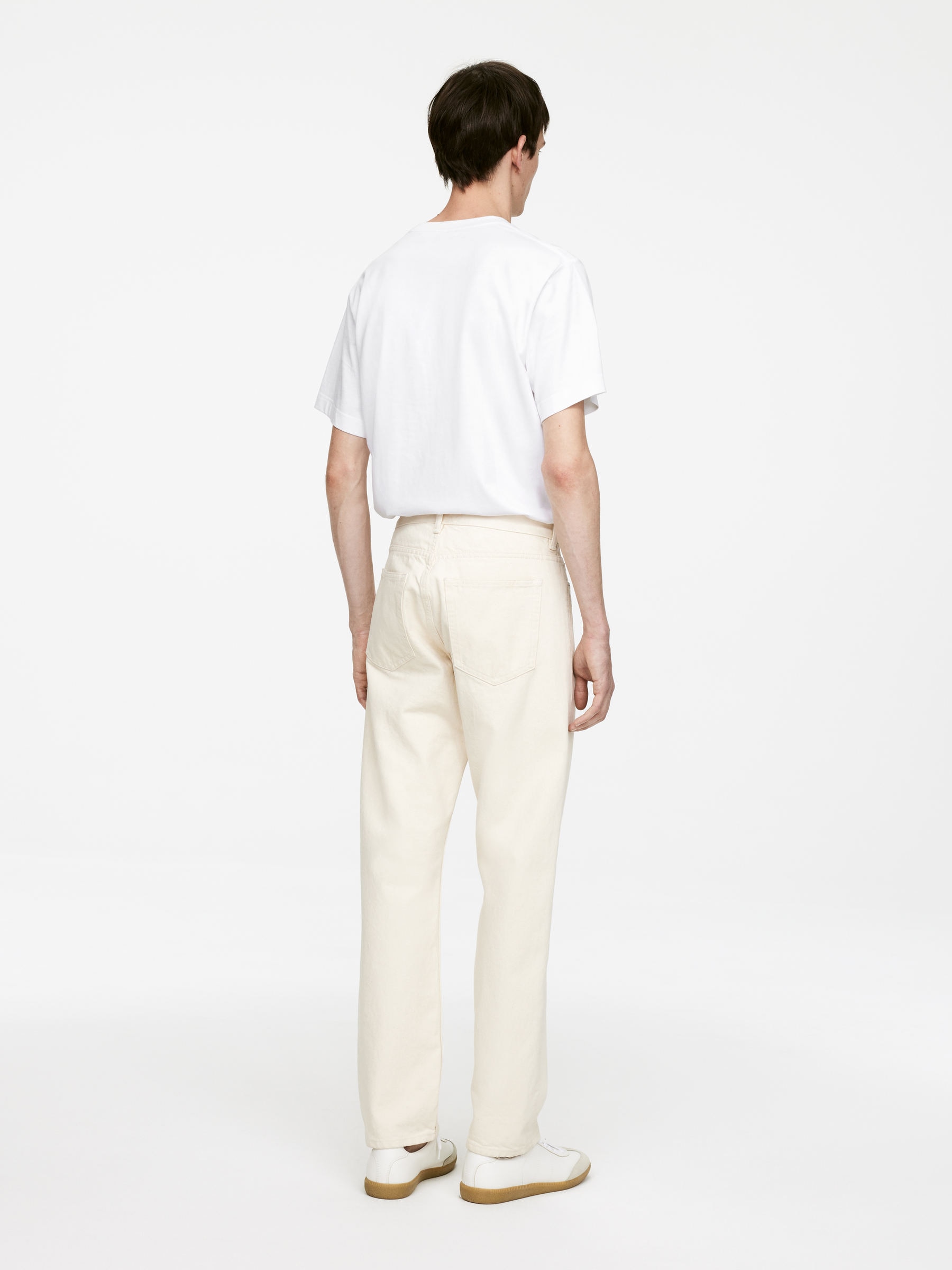 OCEAN Loose Straight Jeans - Ecru - Loose fit - Men - StillMedia/Lookbook - 28