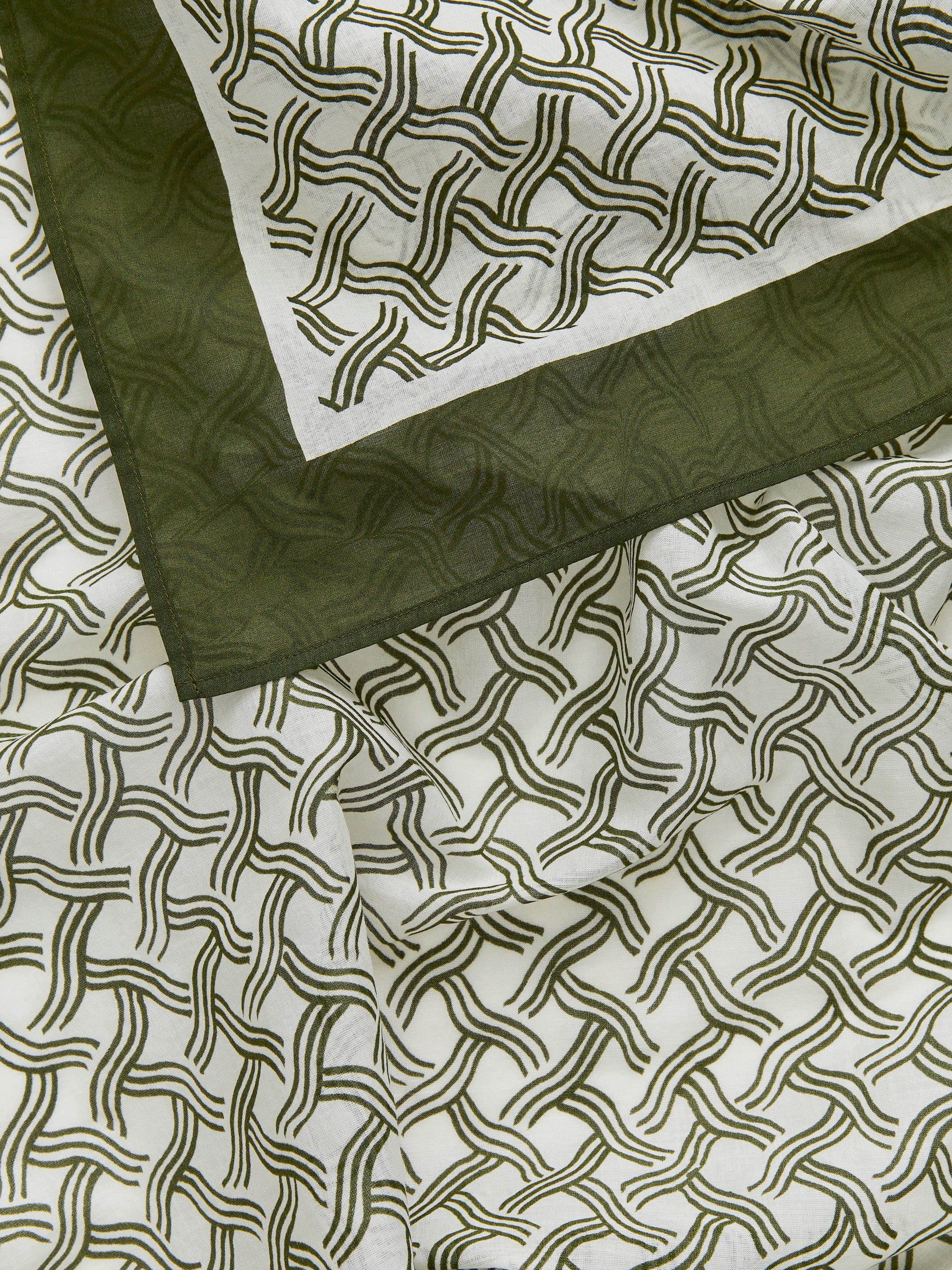 Visualizza immagine più grande: Sarong con stampa - Bianco sporco/Nero - DONNA | H&M IT 2