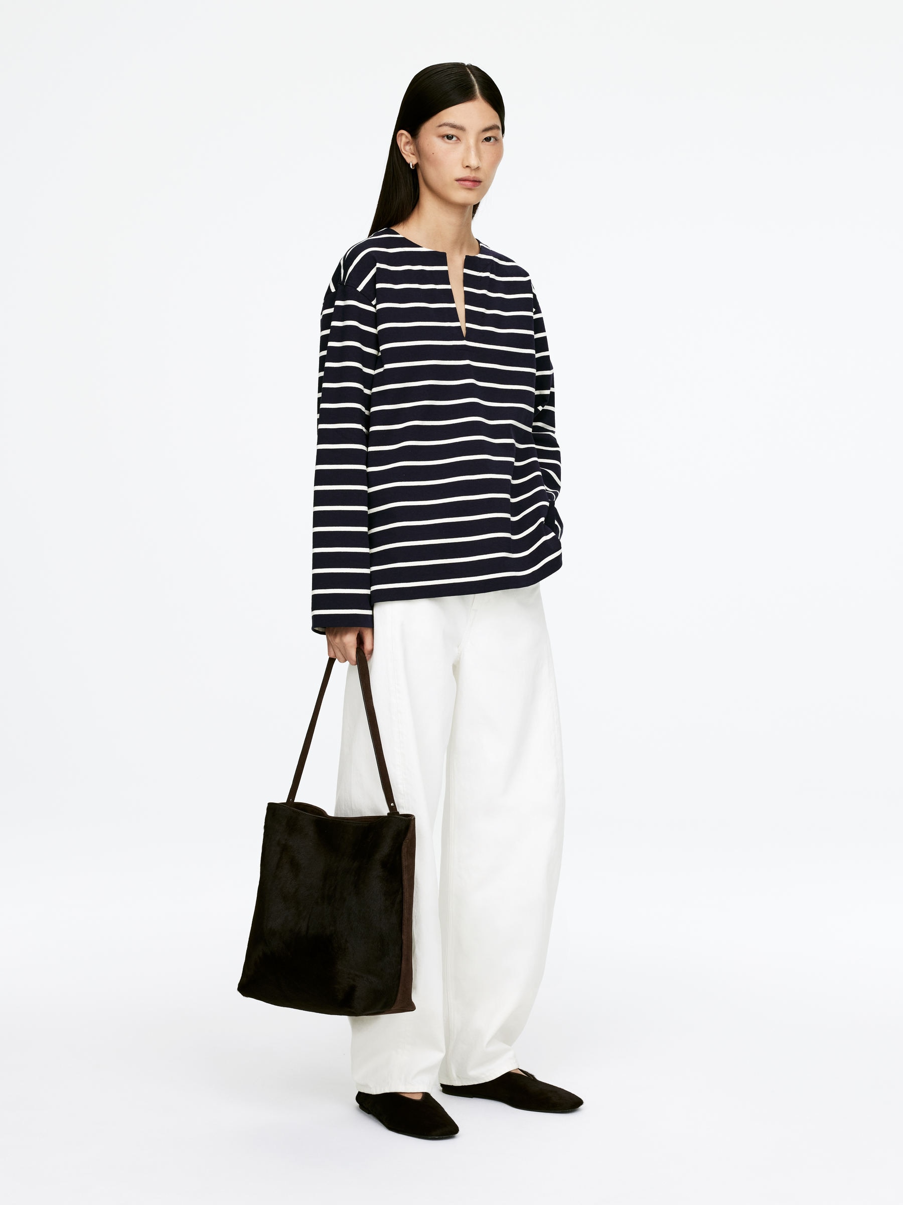 Long-Sleeve Top - Dark Blue - Loose fit - Women - StillMedia/Lookbook - 4