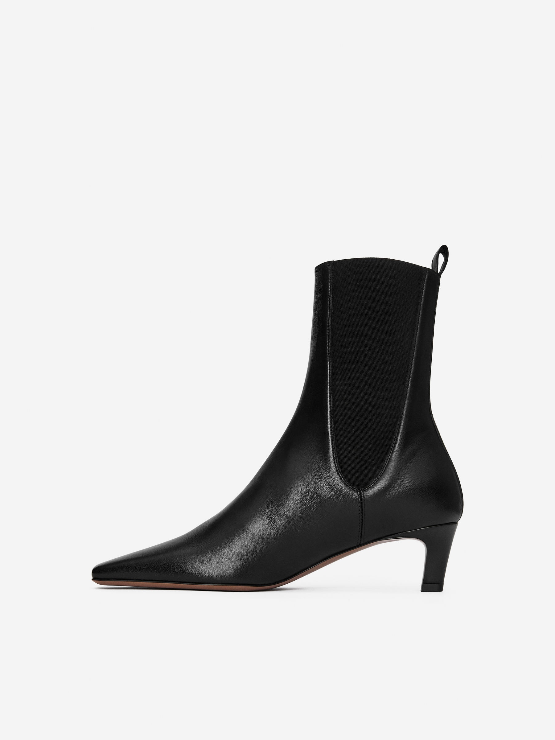 Square-Toe Ankle Boots - Black - Women - StillMedia/DescriptiveStillLife - 1
