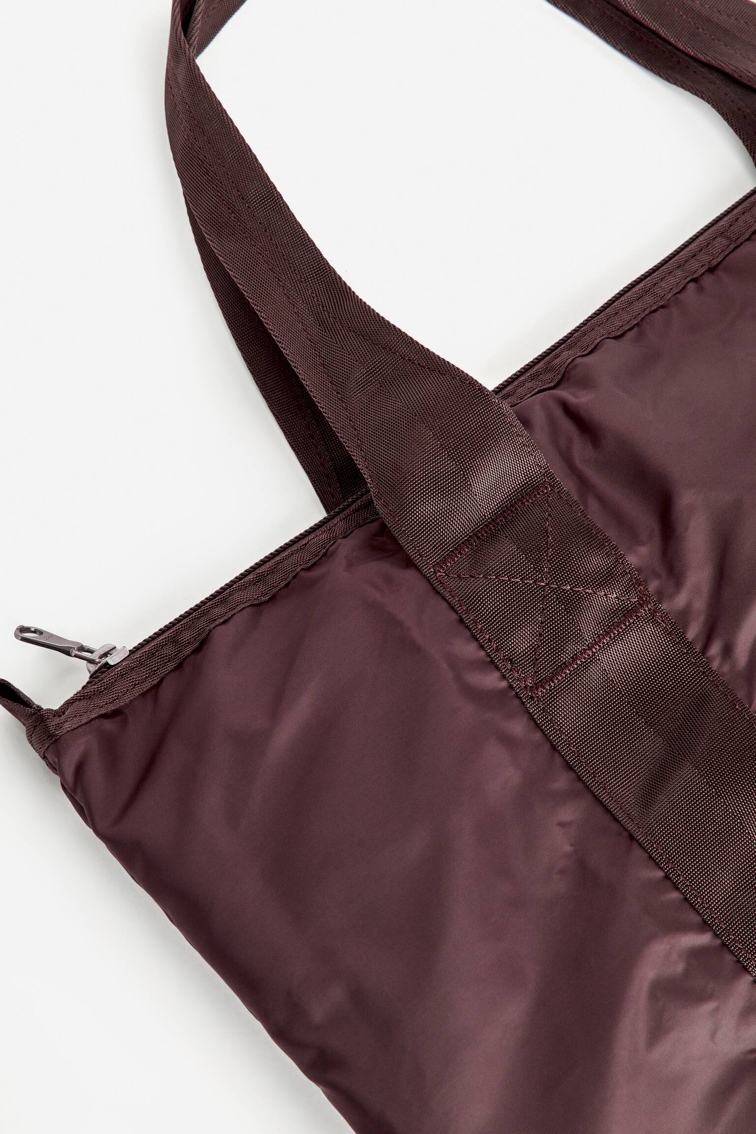 Praktisk mulepose - Blommefarvet/Sort - 3