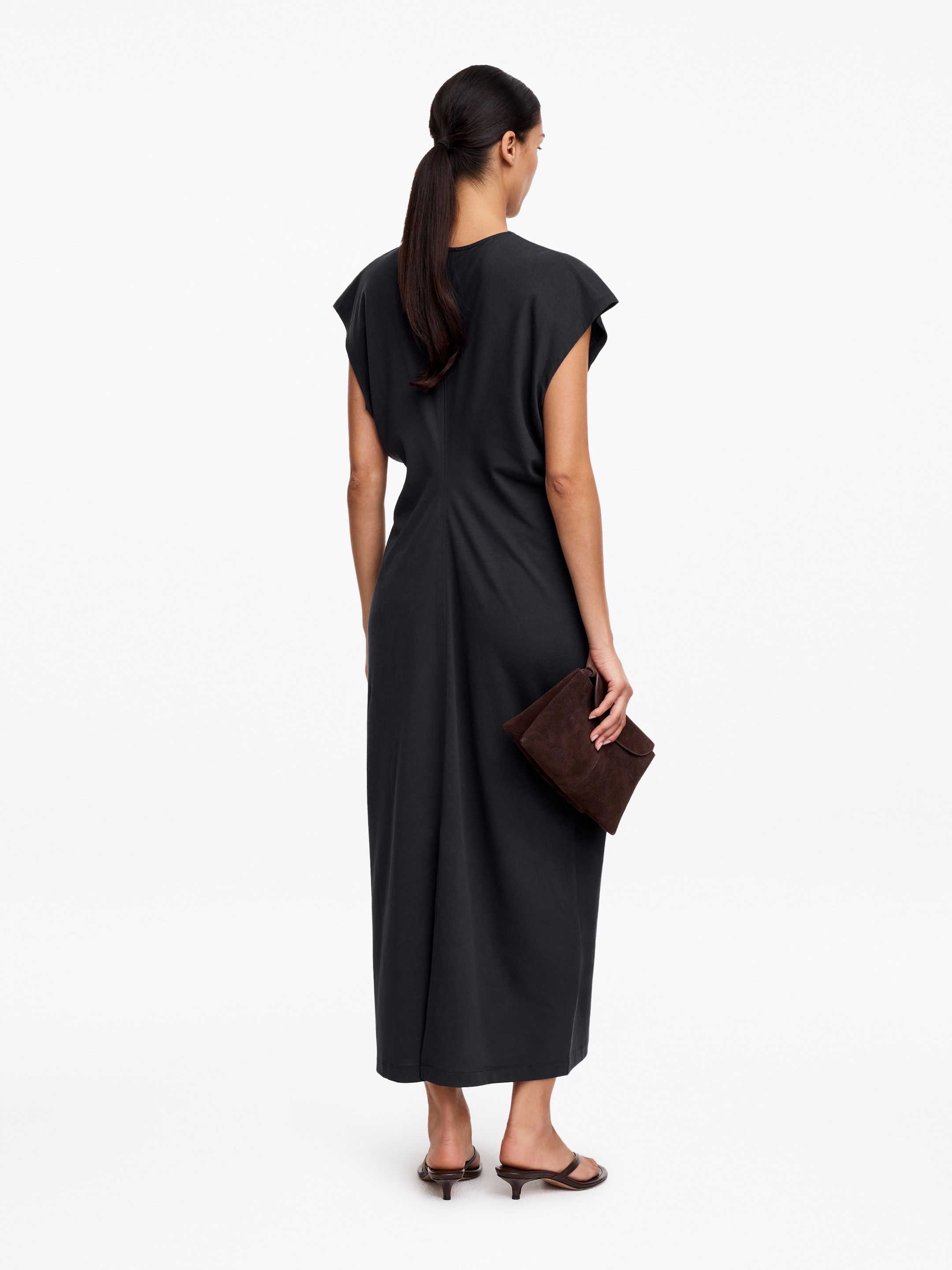 Robe mi-longue drapée - Noir - Regular fit - Femme - StillMedia/Lookbook - 2