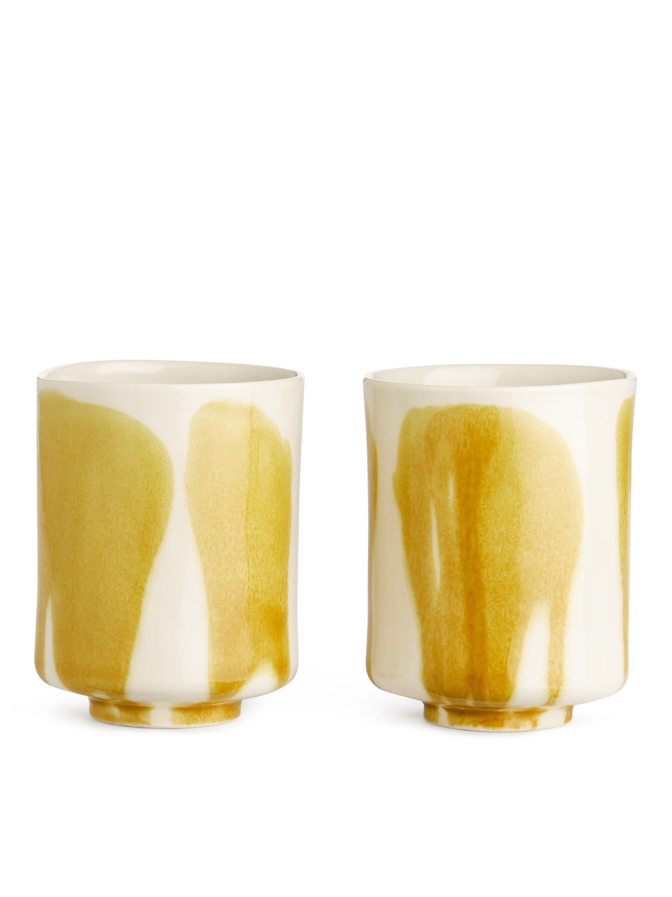 Muggar i stengods, 2-pack - Vit/Gul - Homeware - StillMedia/DescriptiveStillLife - 1