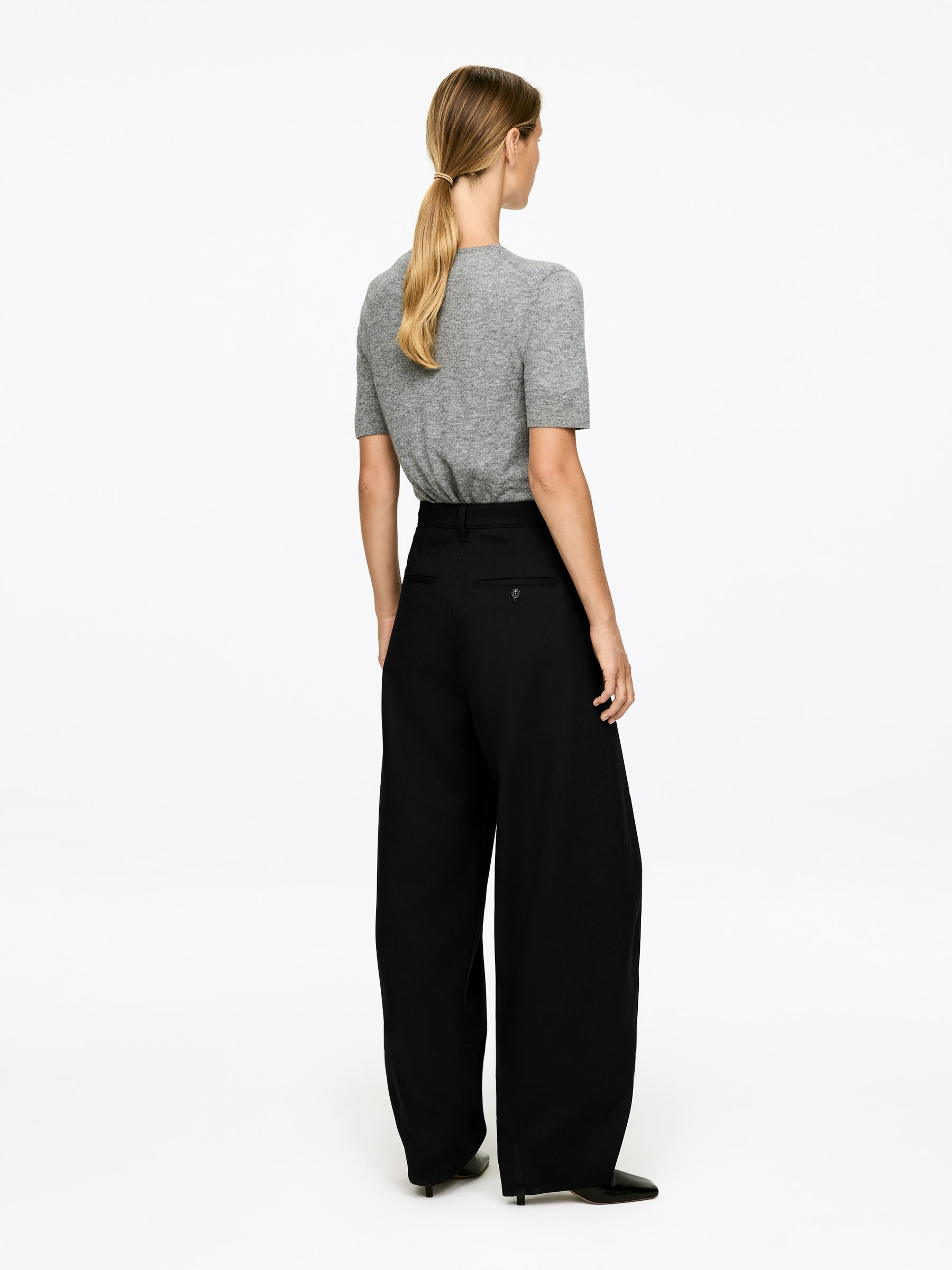 Pantalon jambes barrel - Noir - Relaxed fit - Femme - StillMedia/Lookbook - 3