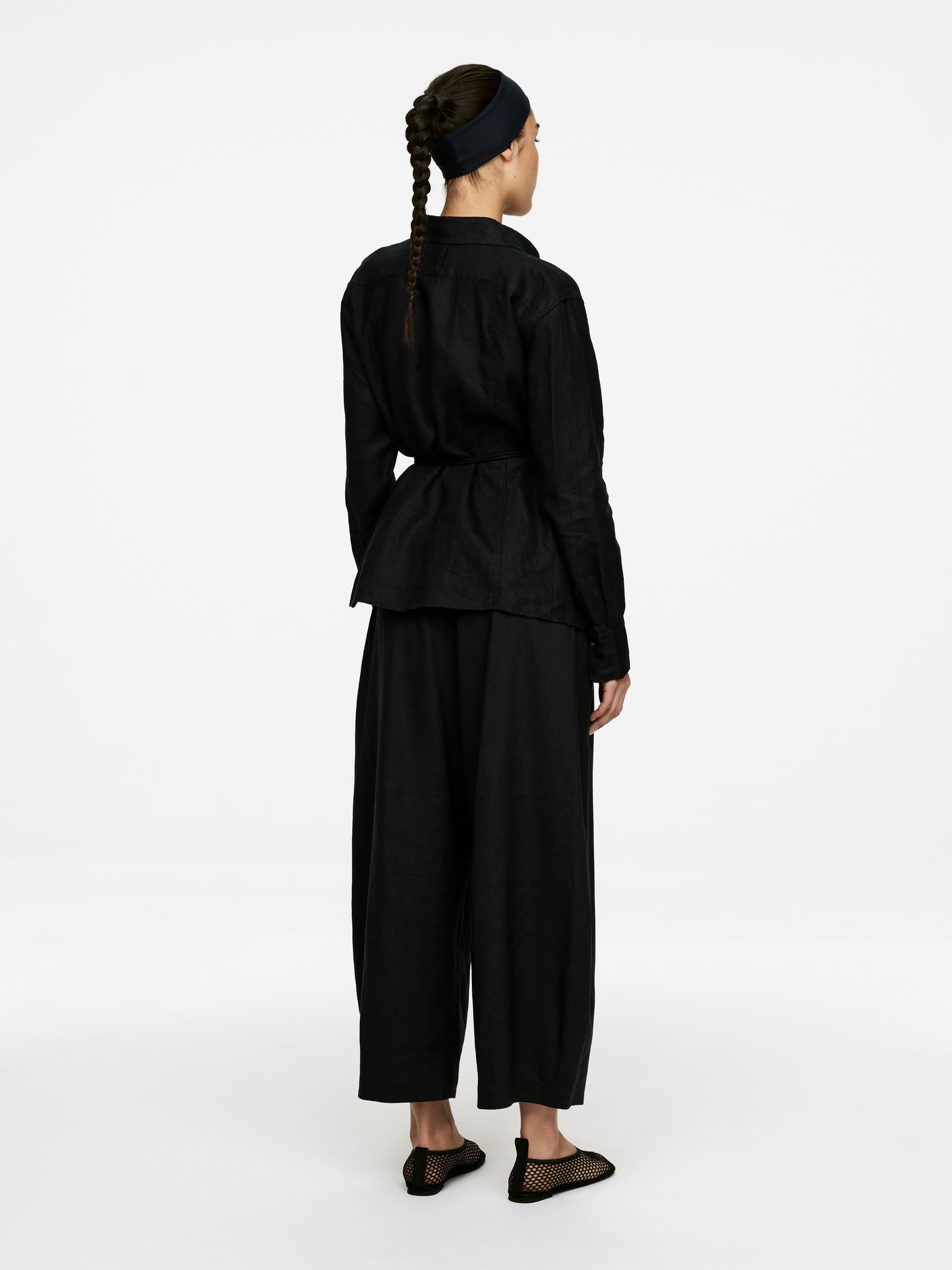 Wrap Linen Shirt - Black - Slim fit - Women - StillMedia/Lookbook - 5
