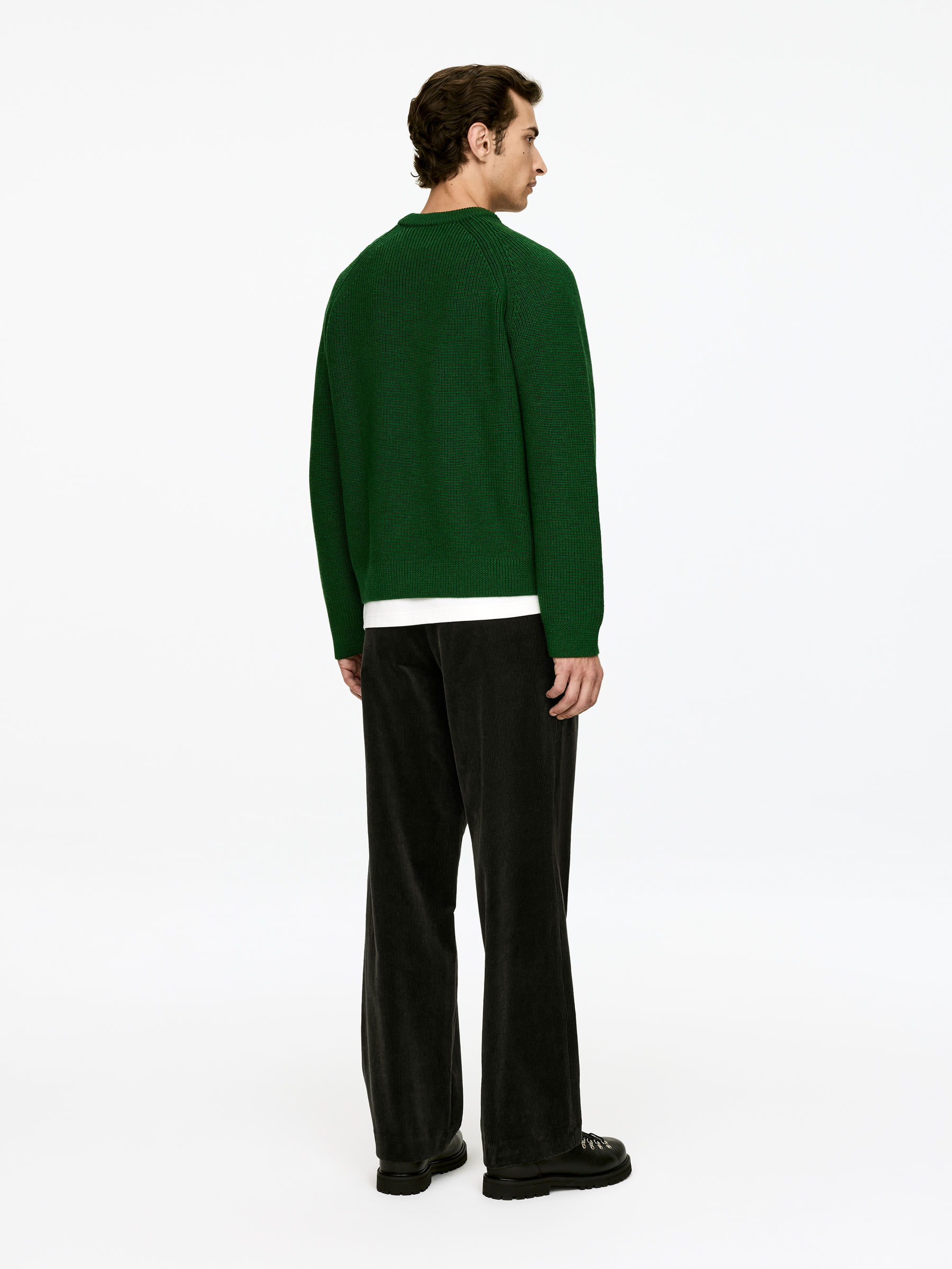 Relaxed Corduroy Trousers - Dark Green - Relaxed fit - Men - StillMedia/Lookbook - 4