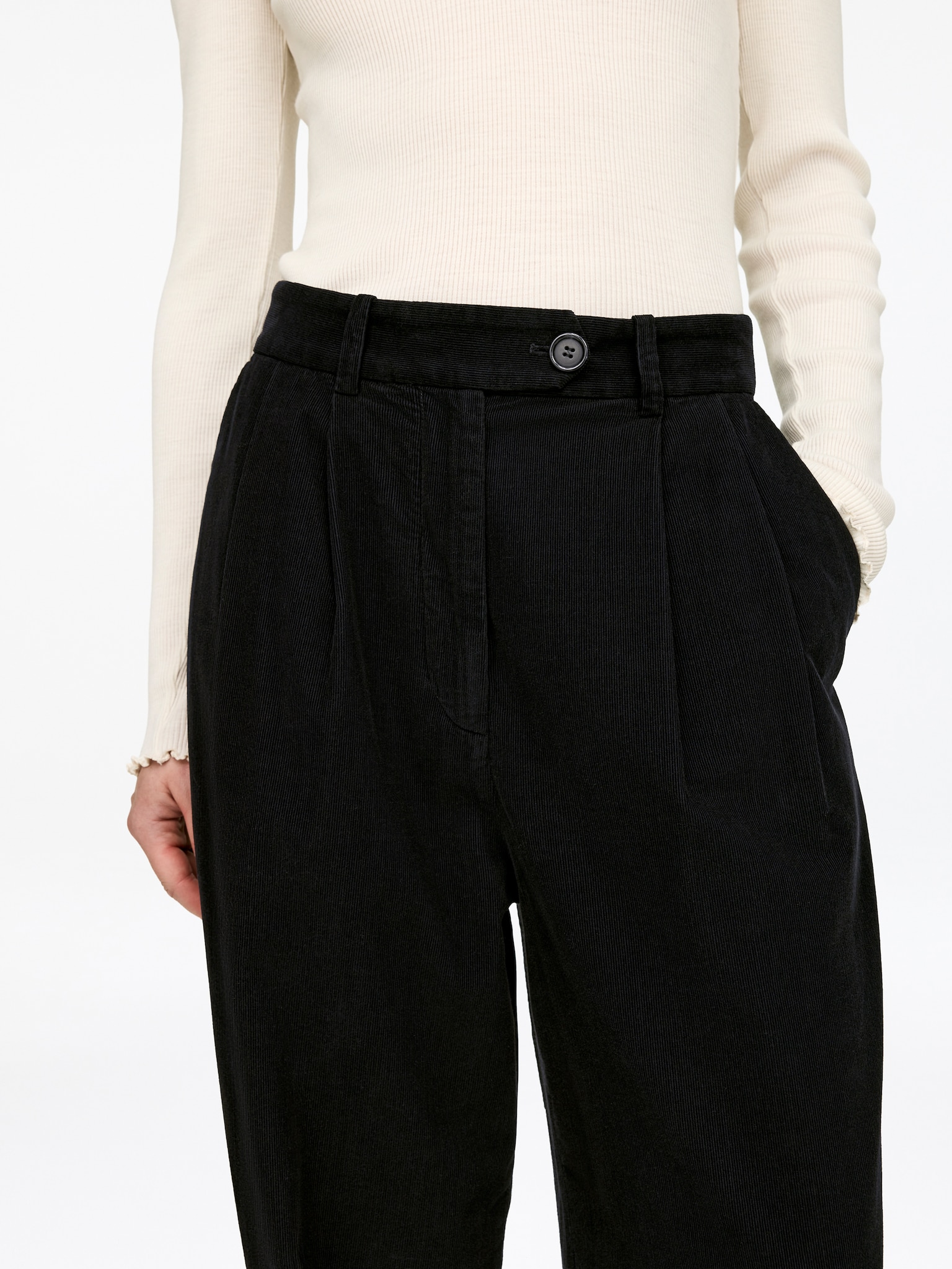 High-Waist Corduroy Trousers - Black/Brown - 3
