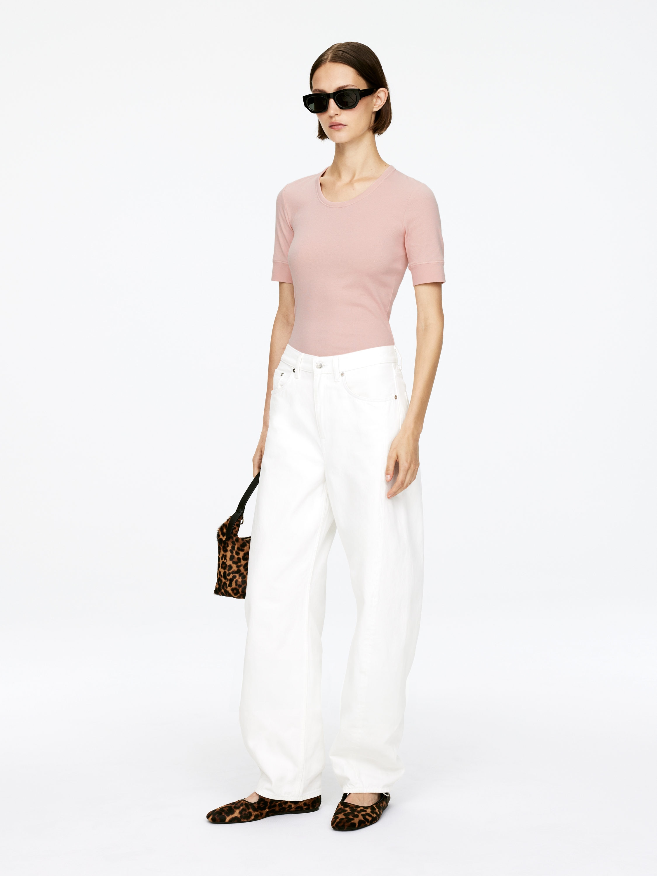Ribbed T-Shirt - Dusty Peach - Slim fit - Women - StillMedia/Lookbook - 4