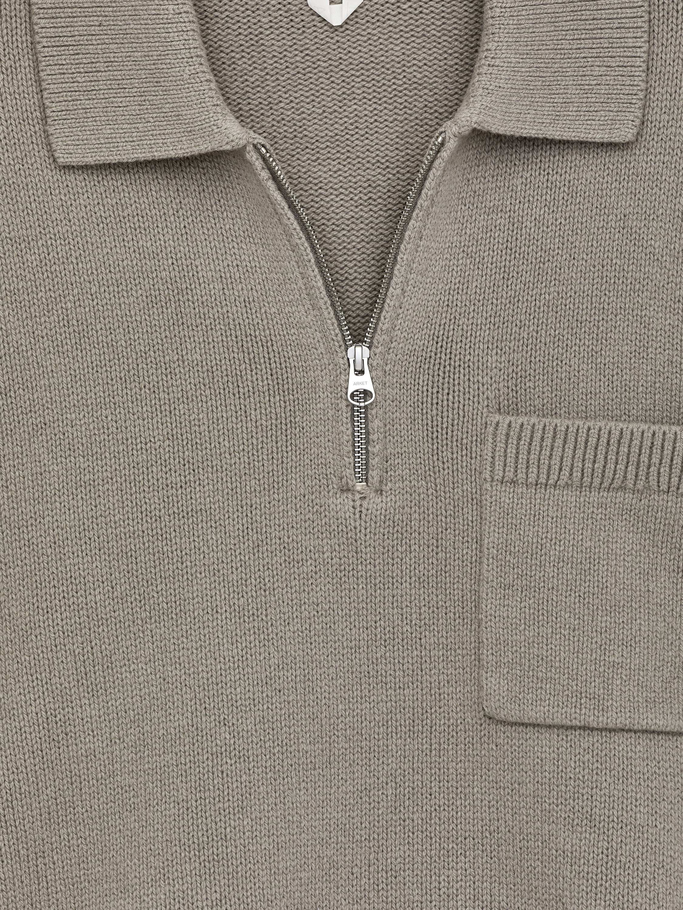 Gestricktes Polohemd aus Wolle, mit Reißverschluss - Taupe - Regular Fit - Herren - StillMedia/DescriptiveDetail - 1