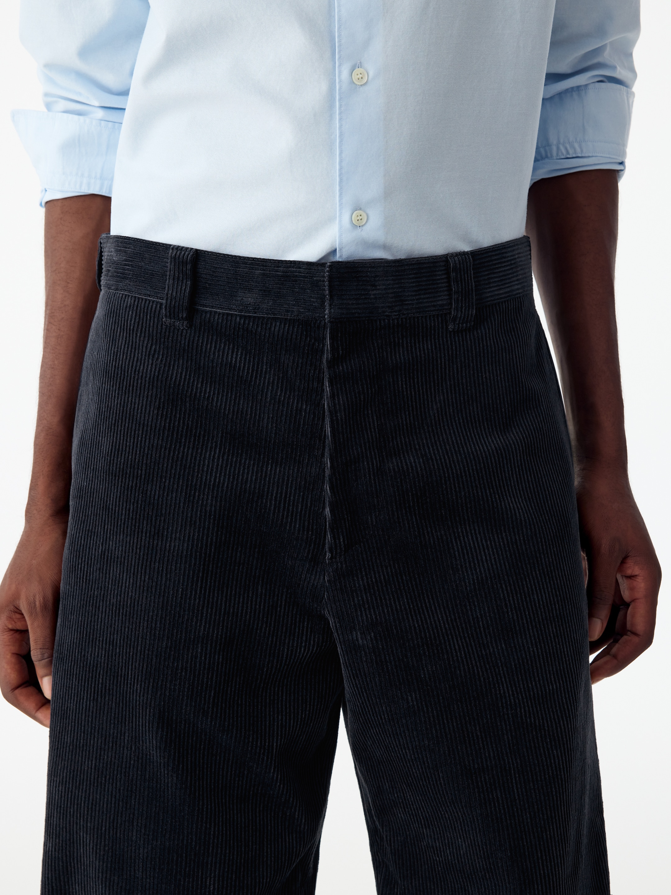 Pantaloni ampi in velluto a coste - Blu scuro - Loose fit - men - StillMedia/Lookbook - 5