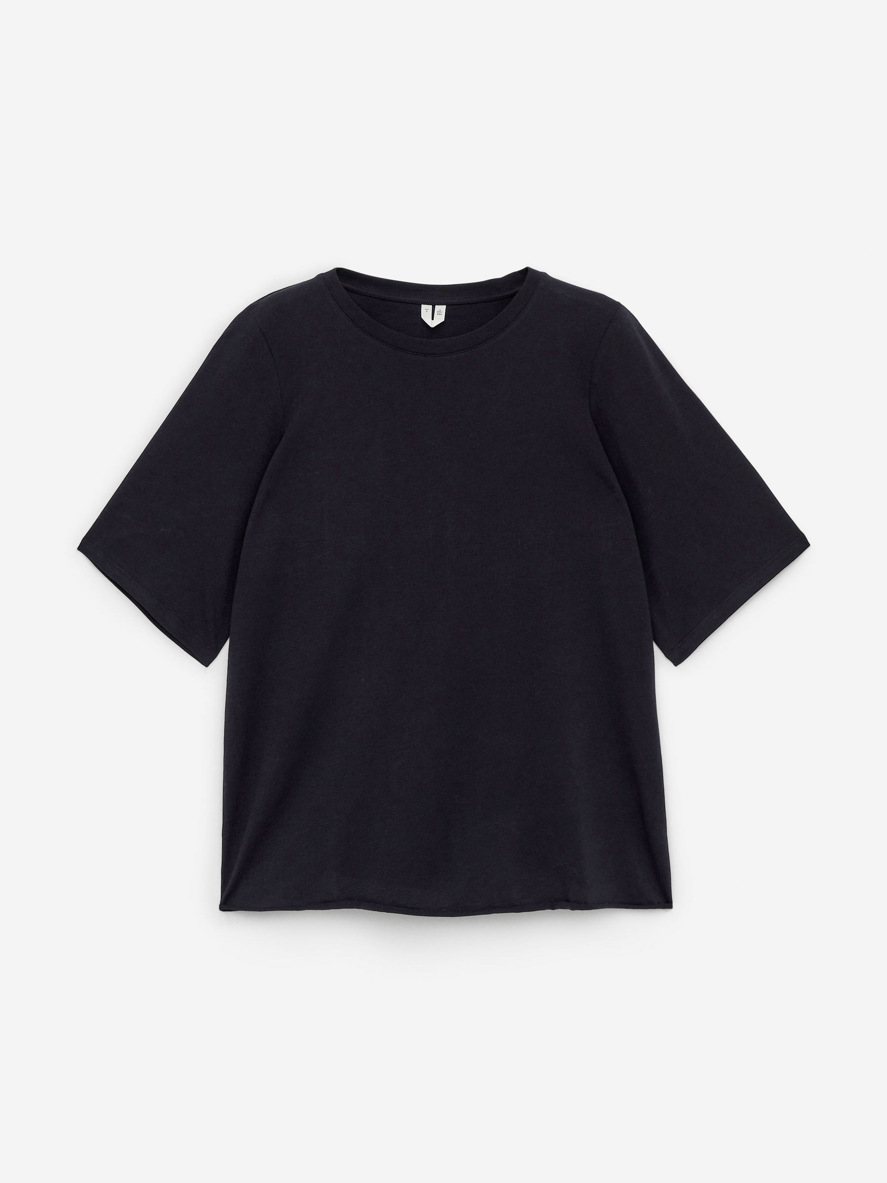 Elegant fallendes T-Shirt aus Baumwolle - Dunkelblau - Loose Fit - Damen - StillMedia/DescriptiveStillLife - 1