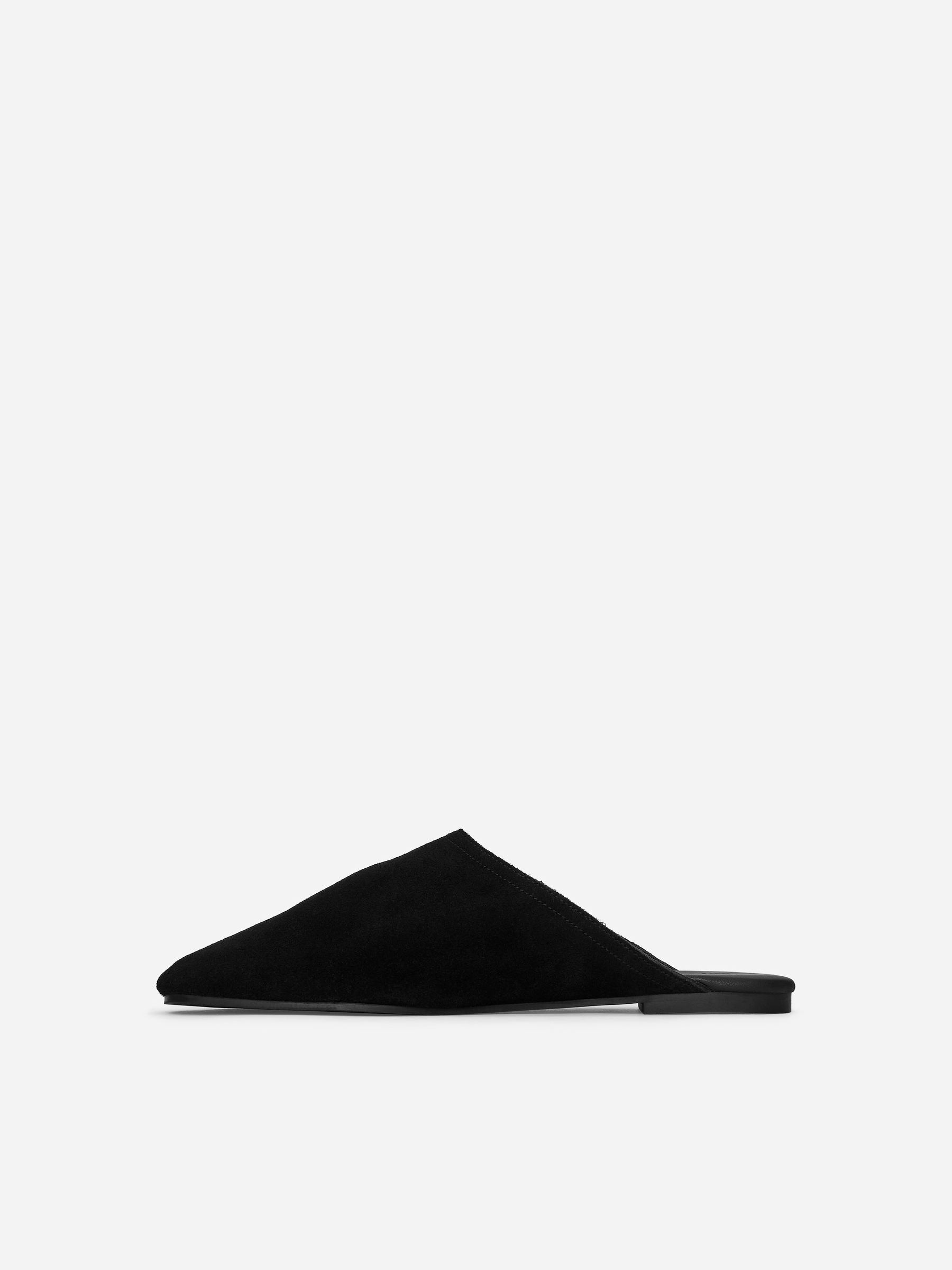 Suede Travel Slippers - Black - Women - StillMedia/DescriptiveStillLife - 3