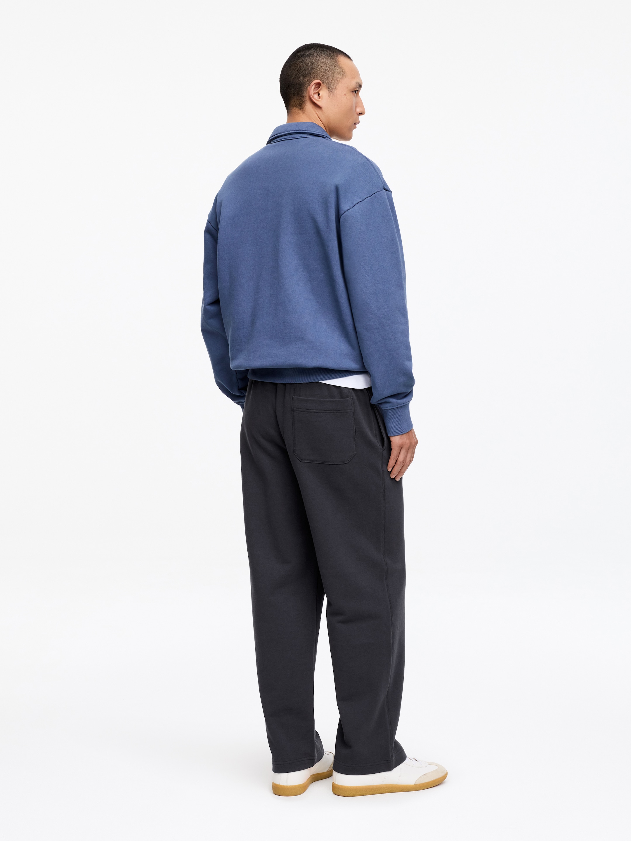 French Terry Sweatpants - Off Black - Regular fit - Men - StillMedia/Lookbook - 3