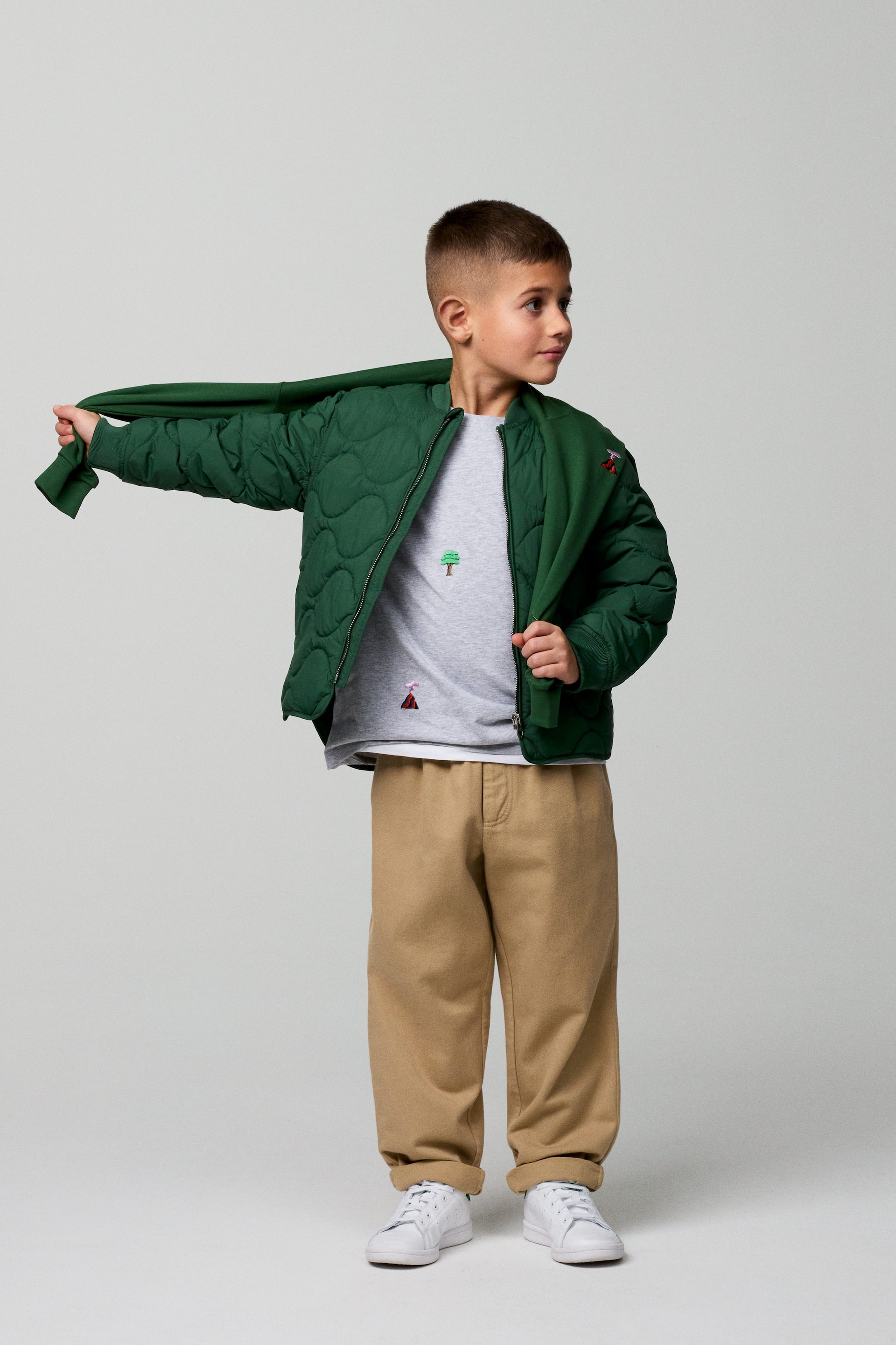 Vis større bilde: Brodert collegegenser - grå - Kids | H&M NO 1