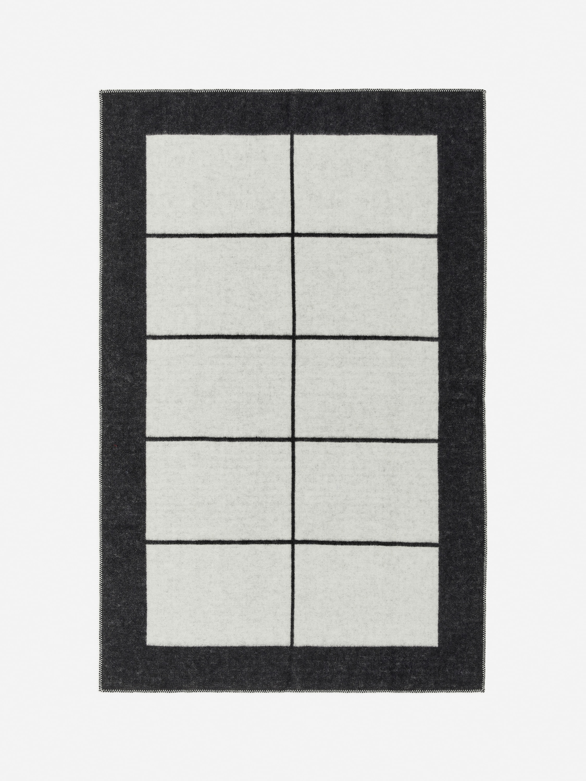 Klippan Wool Blanket – Black/Off White – Homeware – ARKET WW