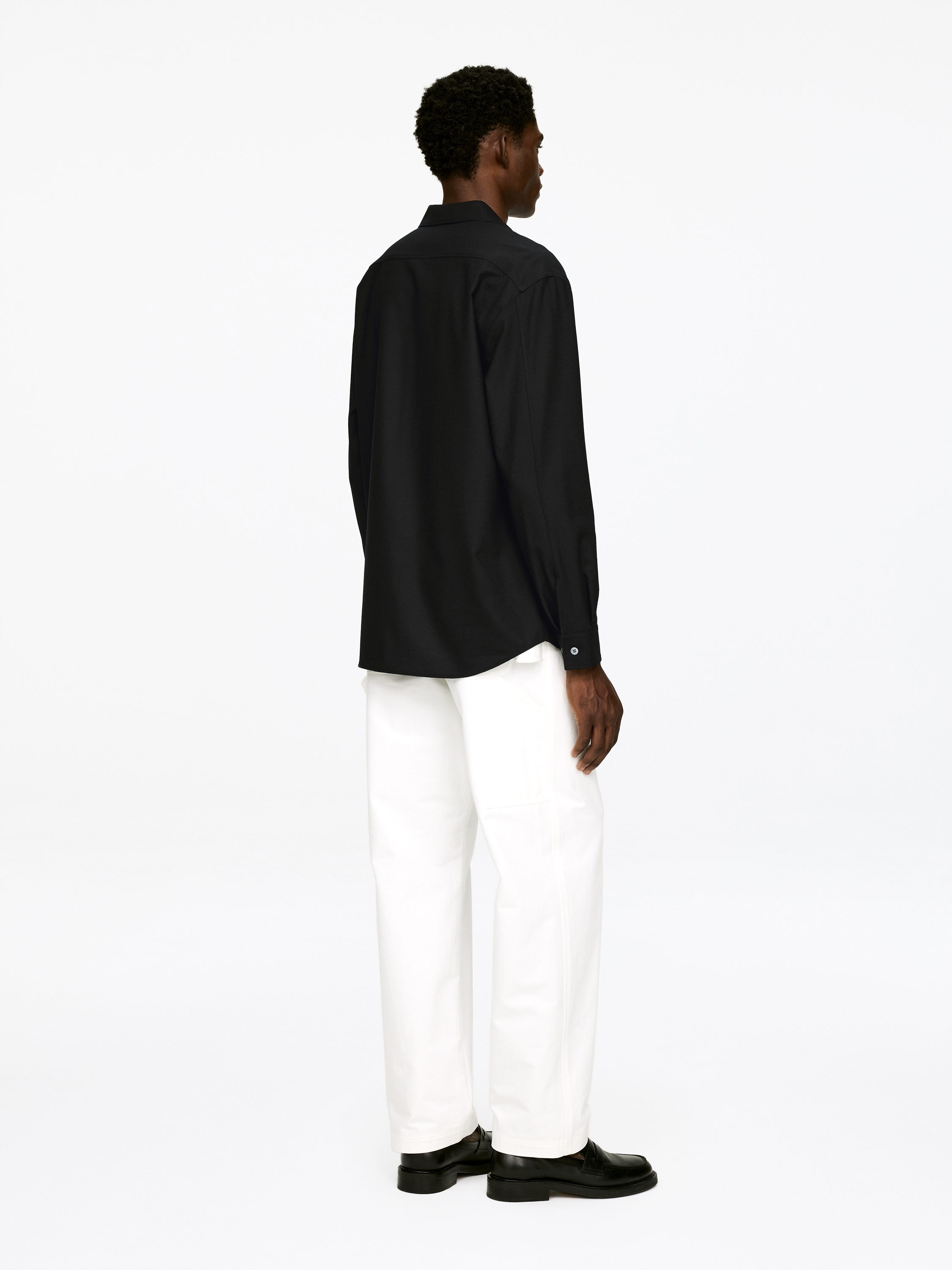 Legeres Hemd aus einer Wollmischung - Schwarz - Relaxed Fit - Herren - StillMedia/Lookbook - 9