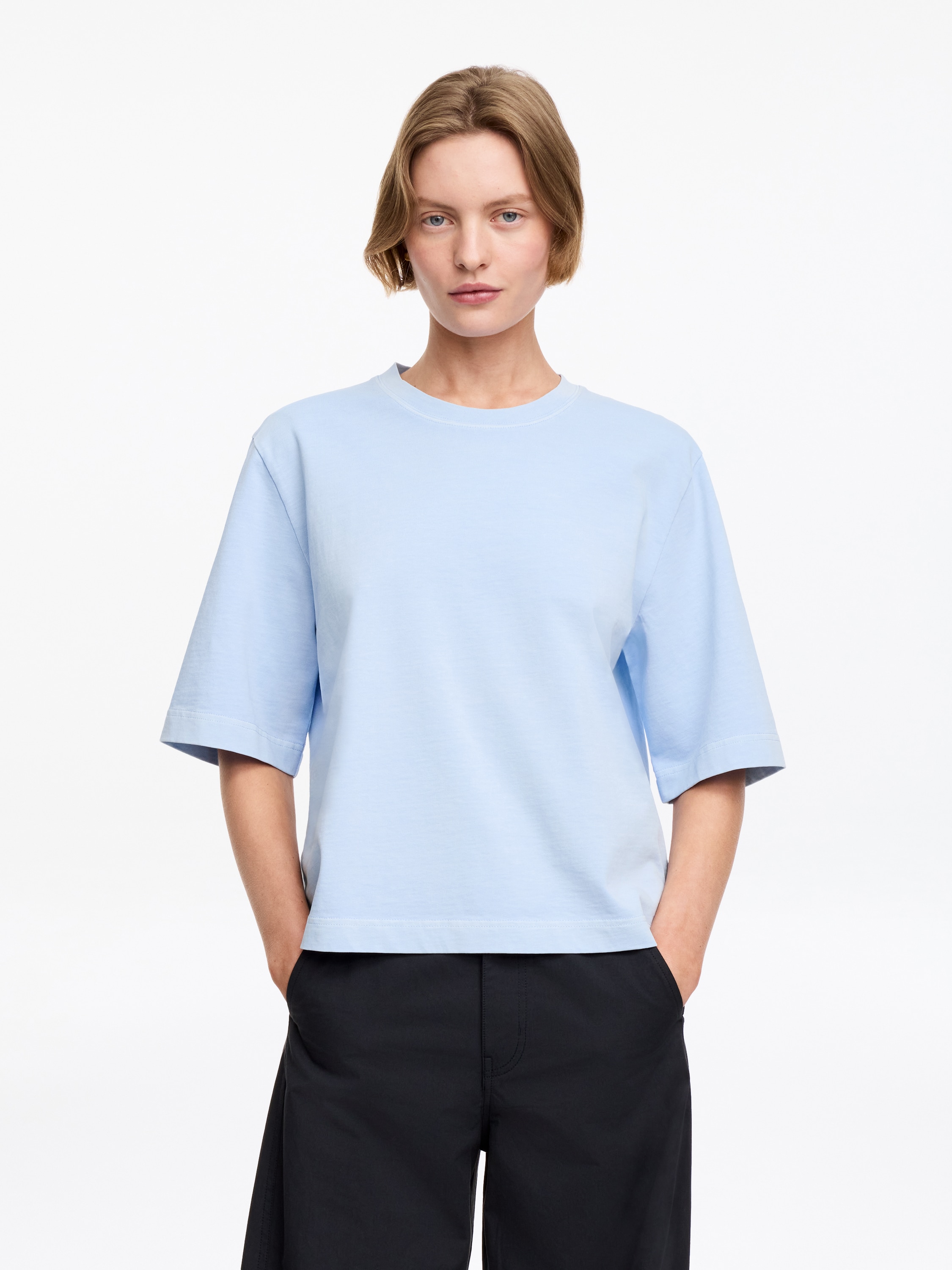 Signature boxy t-shirt - Ljusblå/Svart/Vit/Rosa/Rosa/randig/Brun/Röd/off-white/Vit/brun