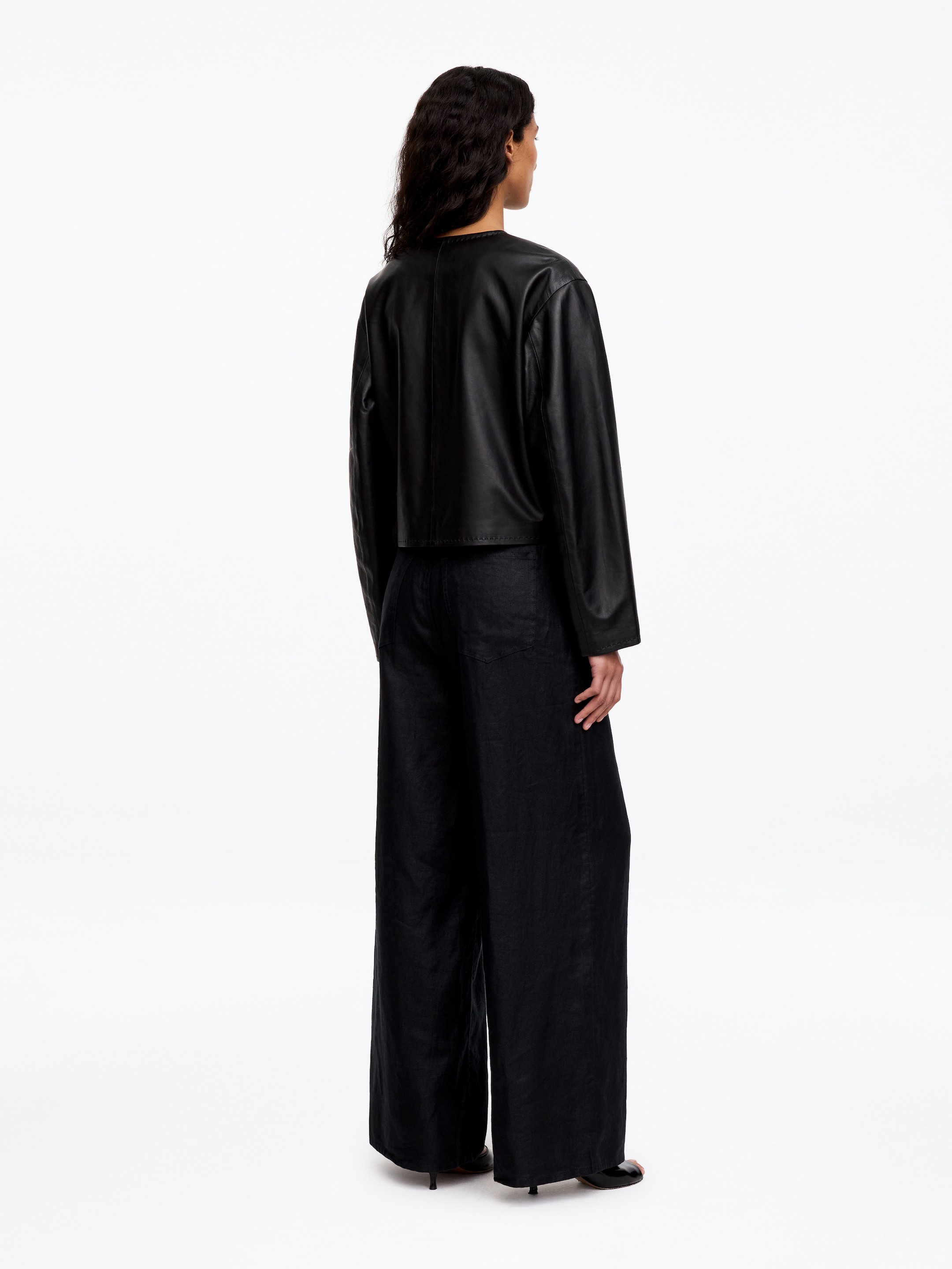 Collarless Leather Jacket - Black - Regular fit - Women - StillMedia/Lookbook - 3