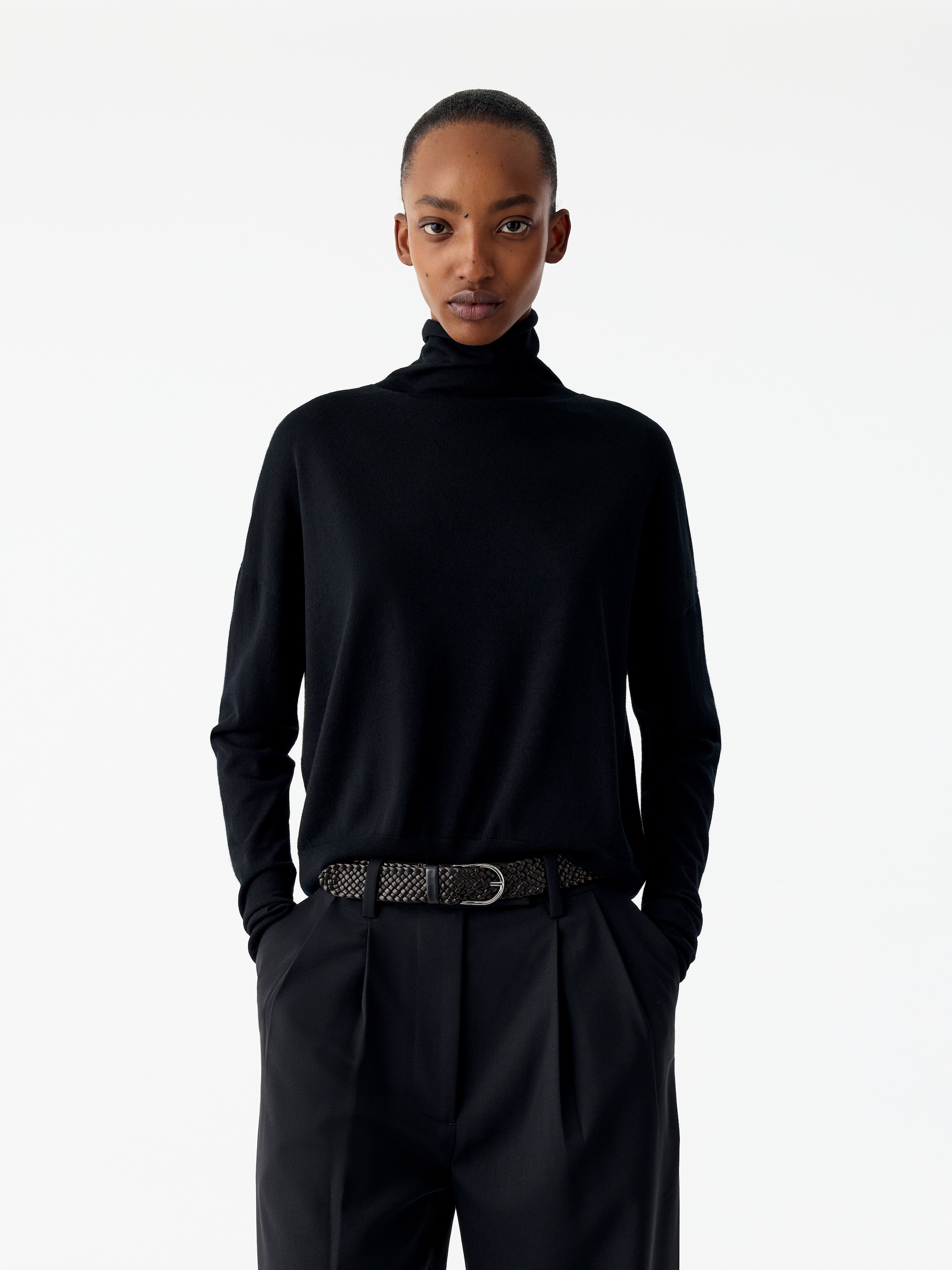 Geflochtener Ledergürtel - Schwarz - women - StillMedia/Lookbook - 3