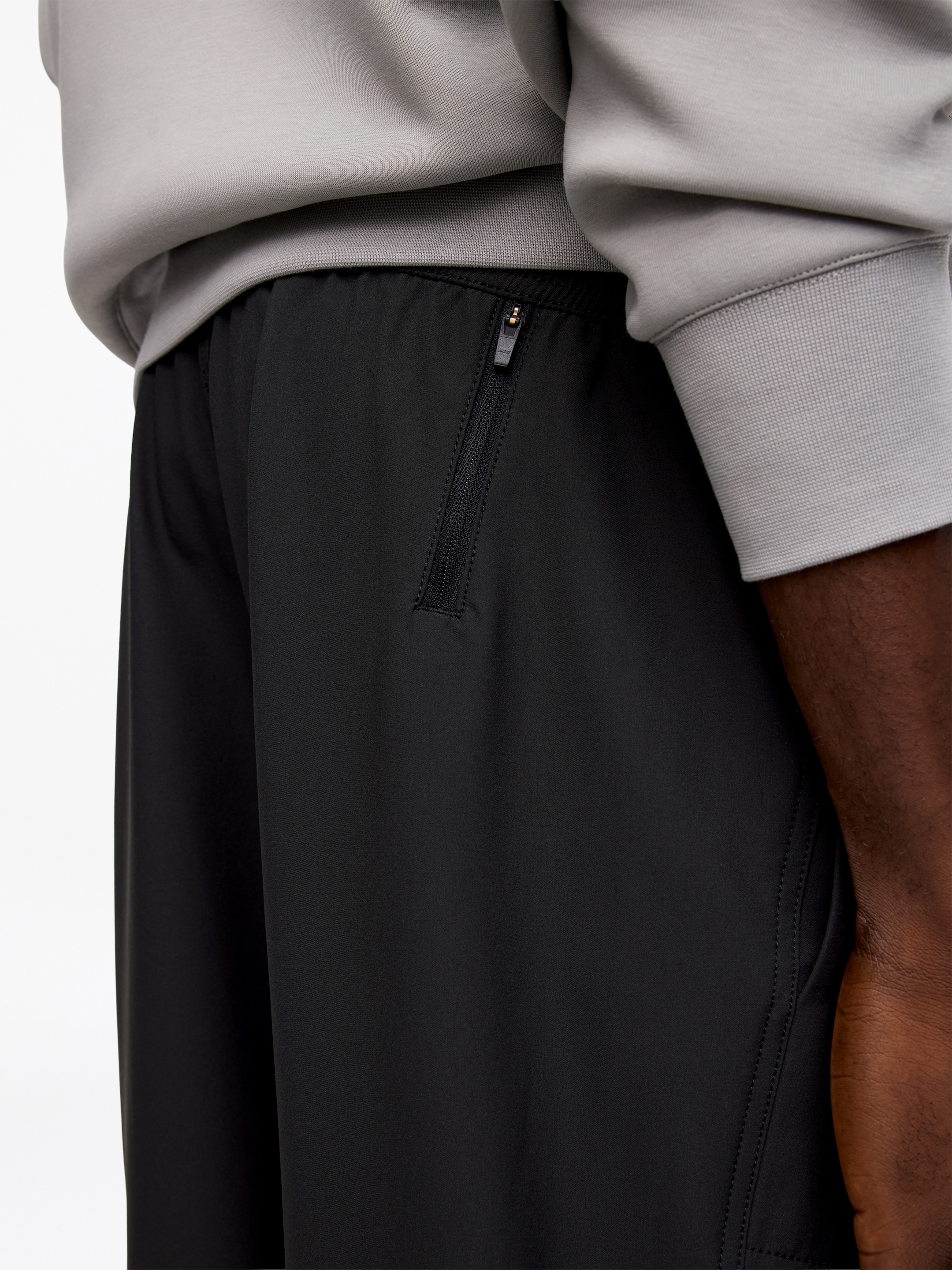 ARKET ACTIVE Tech Trousers - Black - Relaxed fit - Men - StillMedia/Lookbook - 2