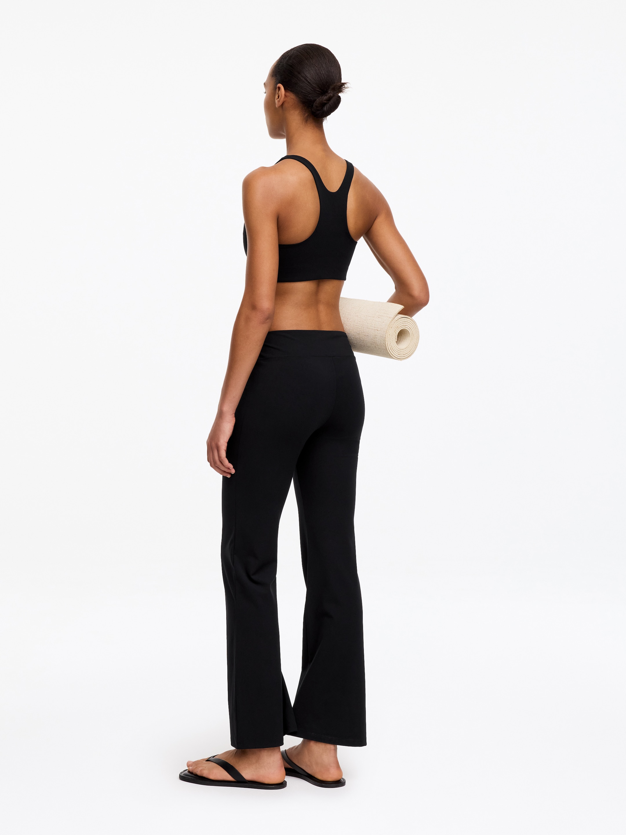 Cropped Bootcut leggings - Svart - Slim fit - Women - StillMedia/Lookbook - 3
