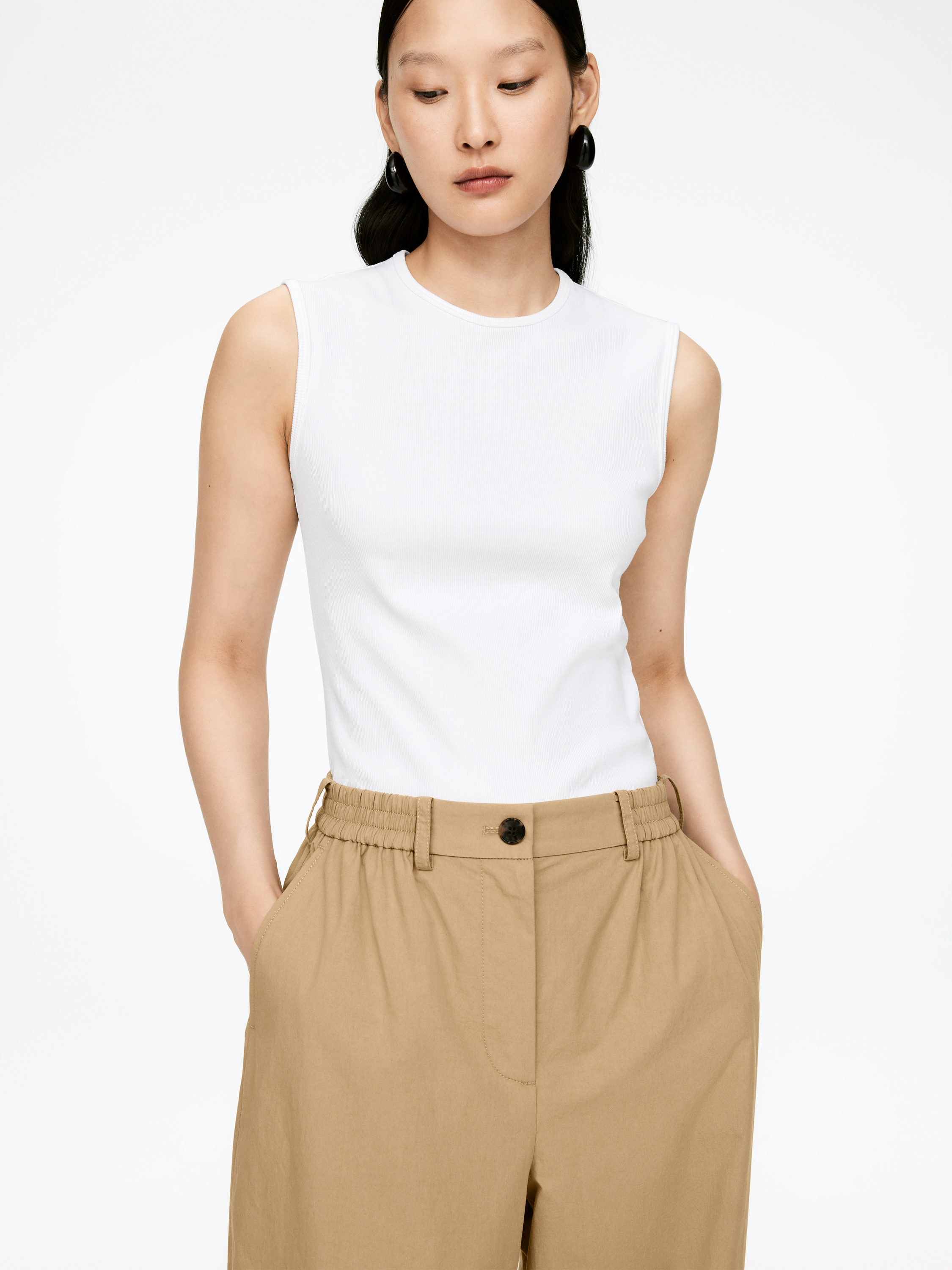 Relaxed Chinos - Beige - Relaxed fit - Women - StillMedia/Lookbook - 4