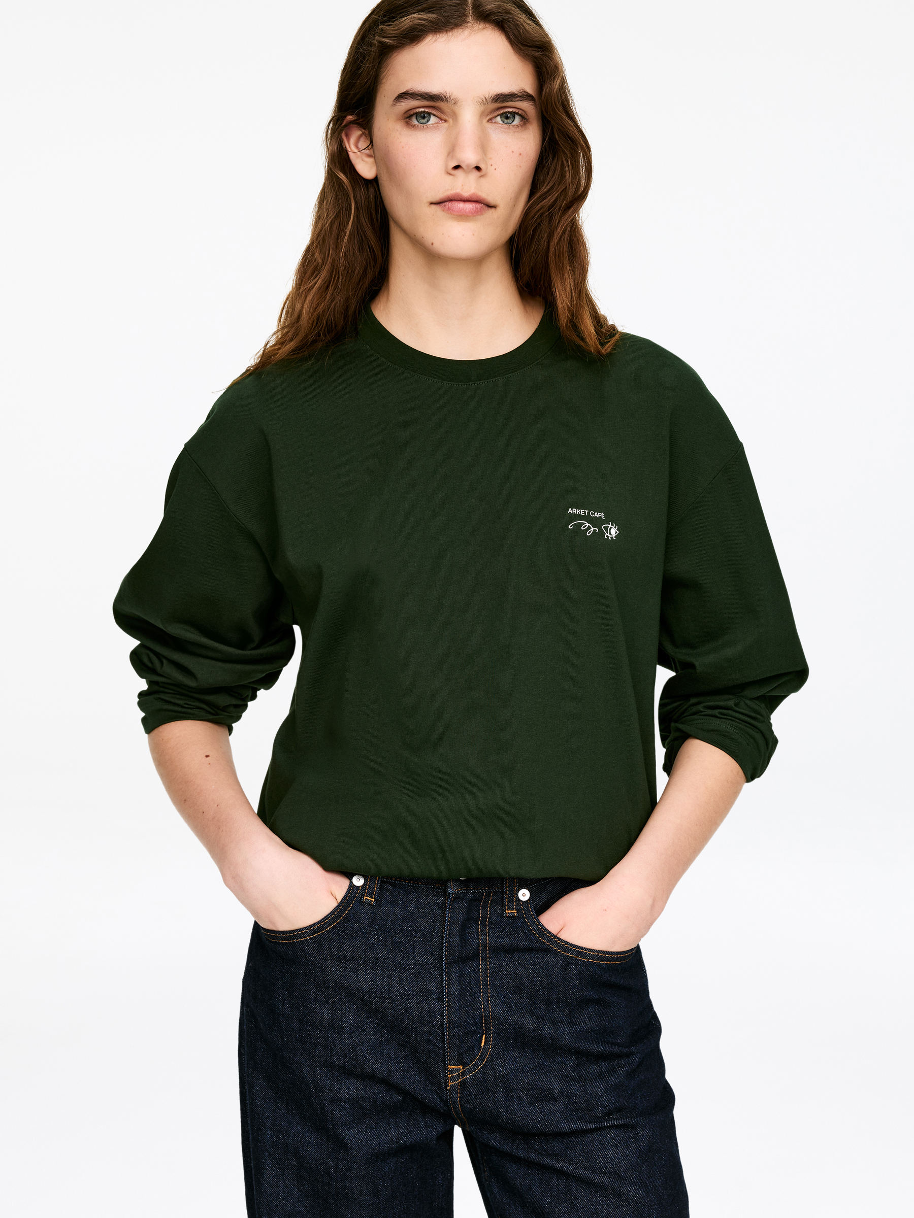 T-shirt à manches longues ARKET CAFÉ - Vert foncé - Loose fit - Café - StillMedia/Lookbook - 11