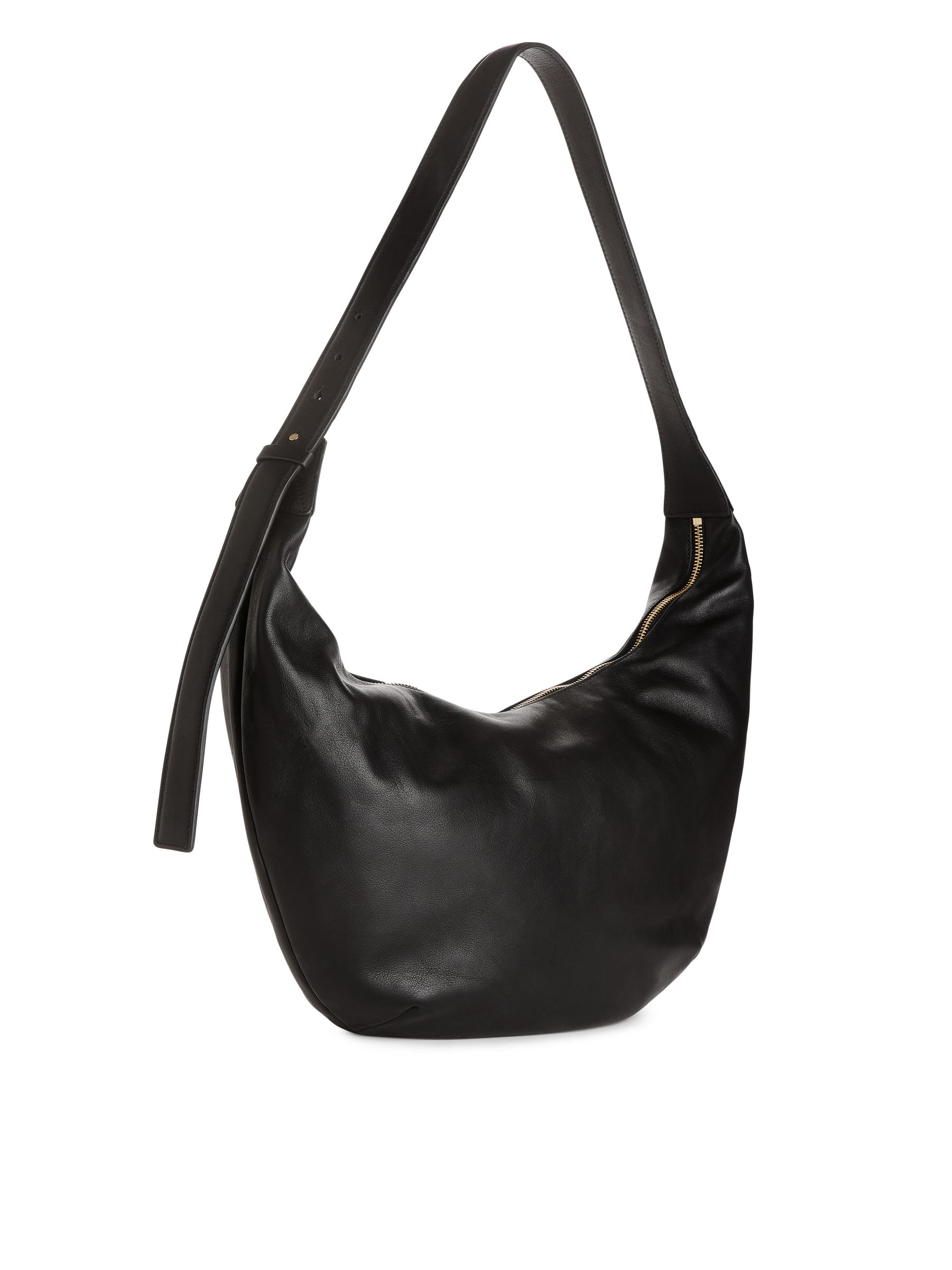 Curved Leather Bag - Black - Women - StillMedia/DescriptiveStillLife - 2