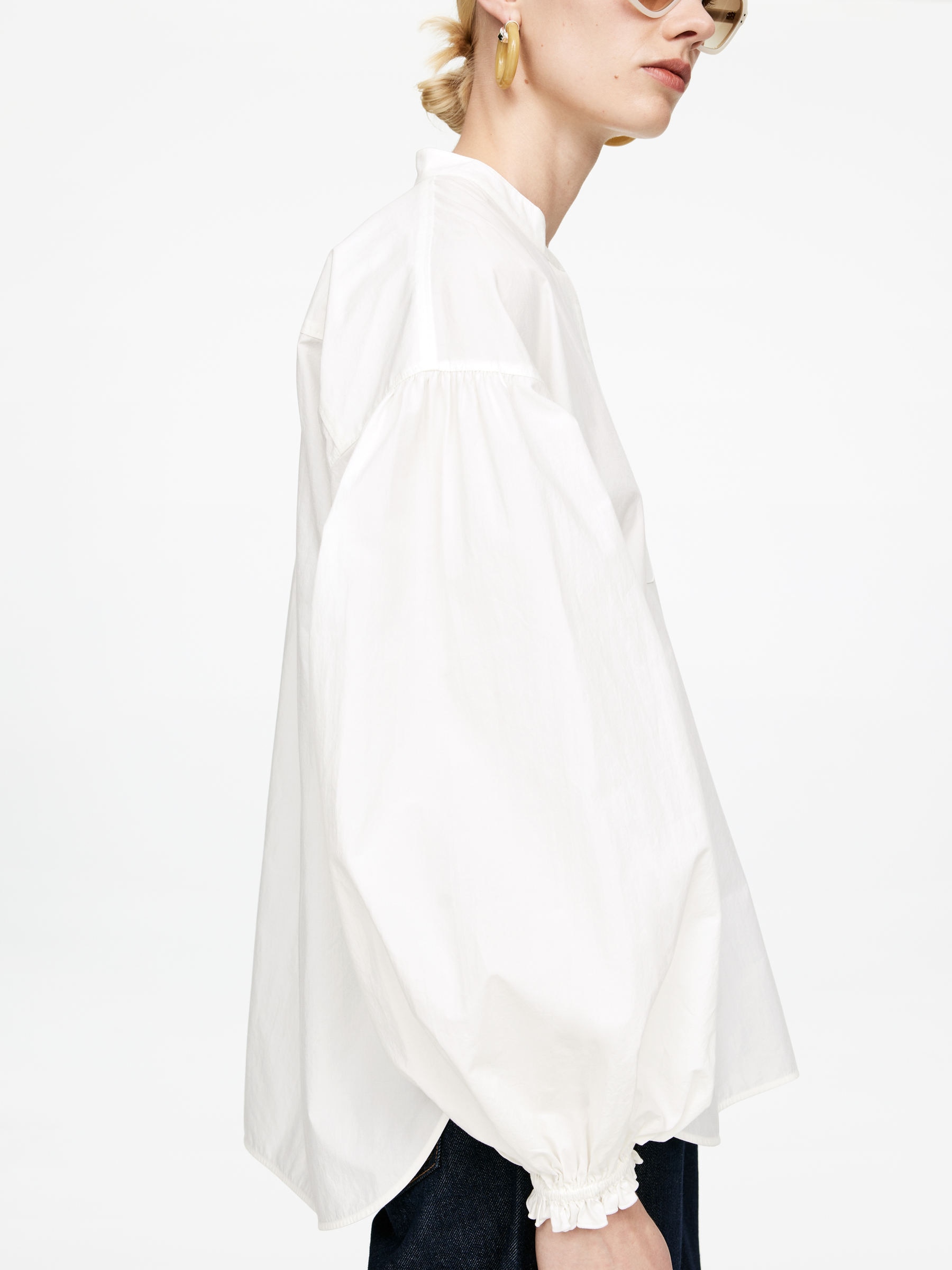 Volume-Sleeve Blouse - White - Regular fit - Women - StillMedia/Lookbook - 10