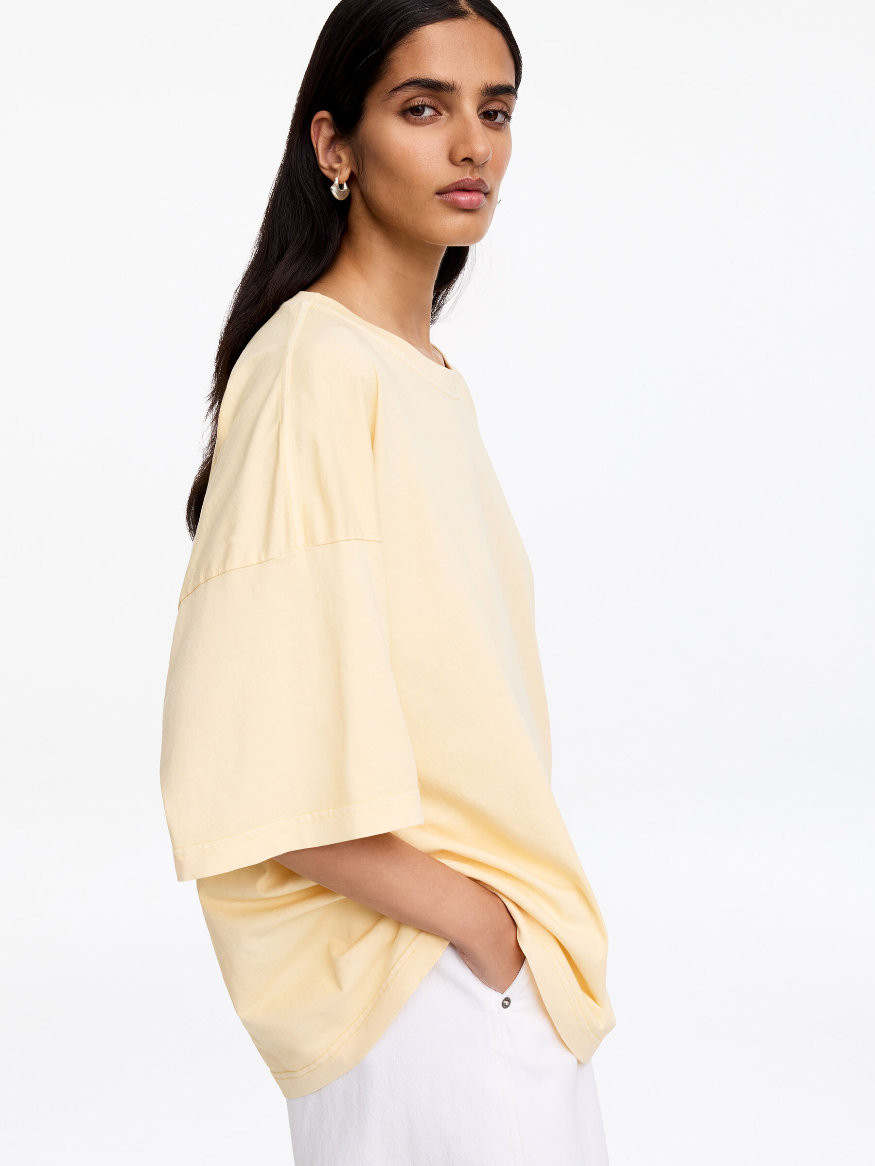 Oversized T-Shirt - Yellow - Oversized - Women - StillMedia/Lookbook - 4
