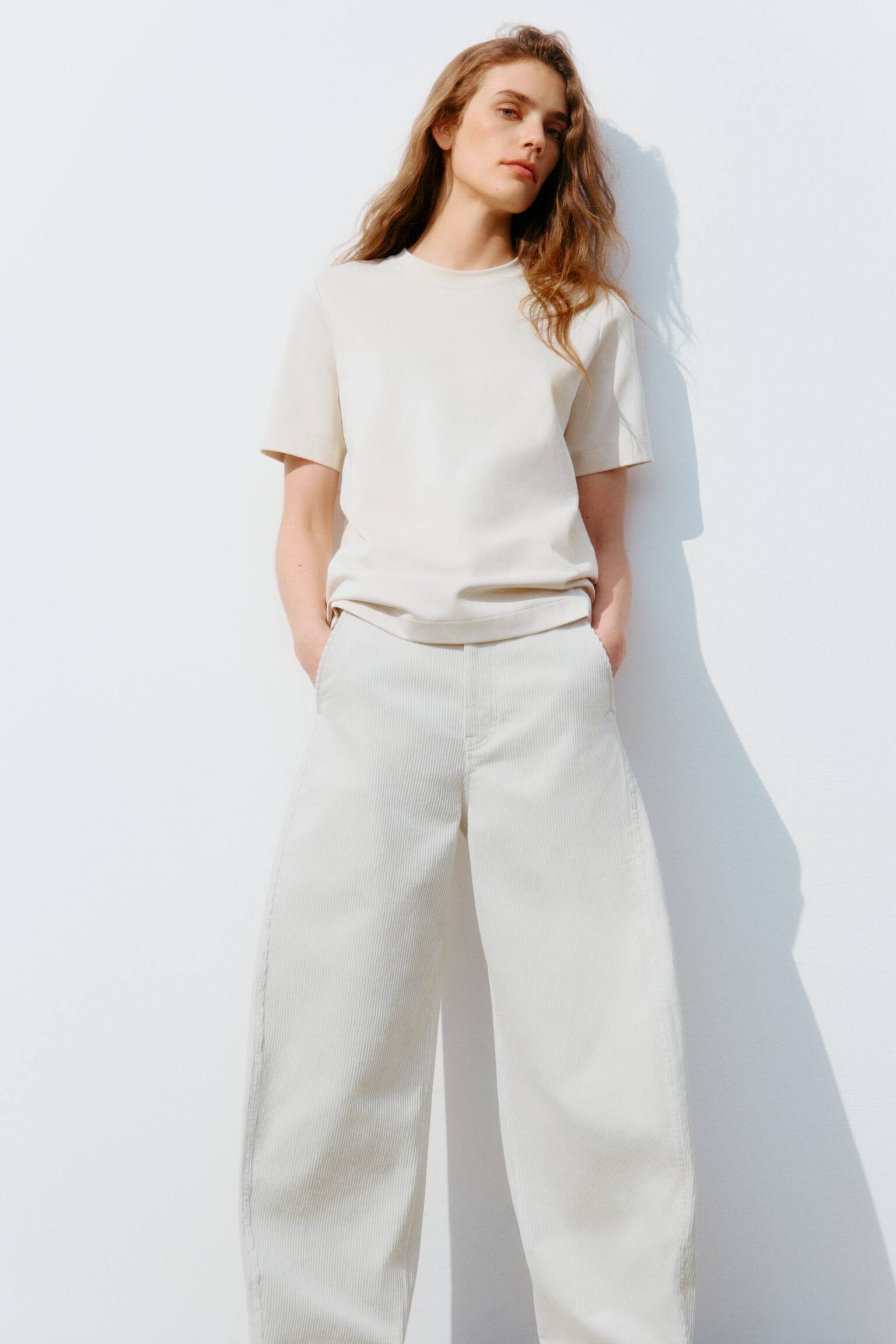 Sztruksowe spodnie typu barrel - Jasny beż/Ciemnobrązowy - 5