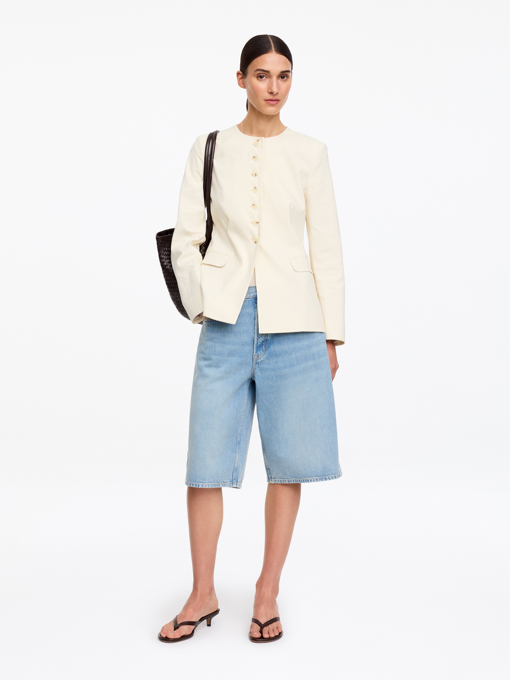 Lange Jeansshorts - Hellblau - Loose Fit - Damen - StillMedia/Lookbook - 5