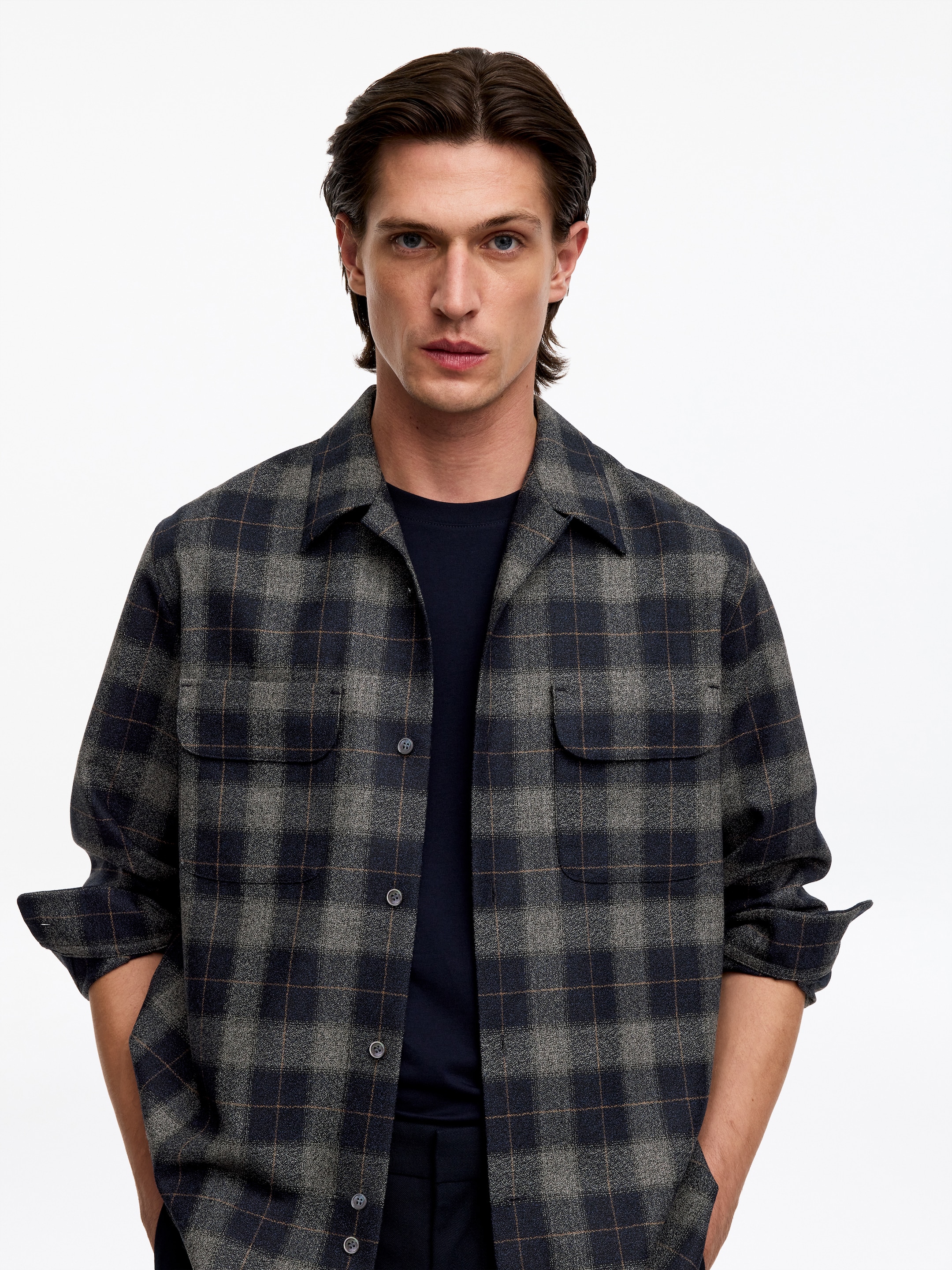 Wollhemd mit Karomuster - Karos/dunkles Marineblau - Relaxed Fit - men - StillMedia/Lookbook - 3