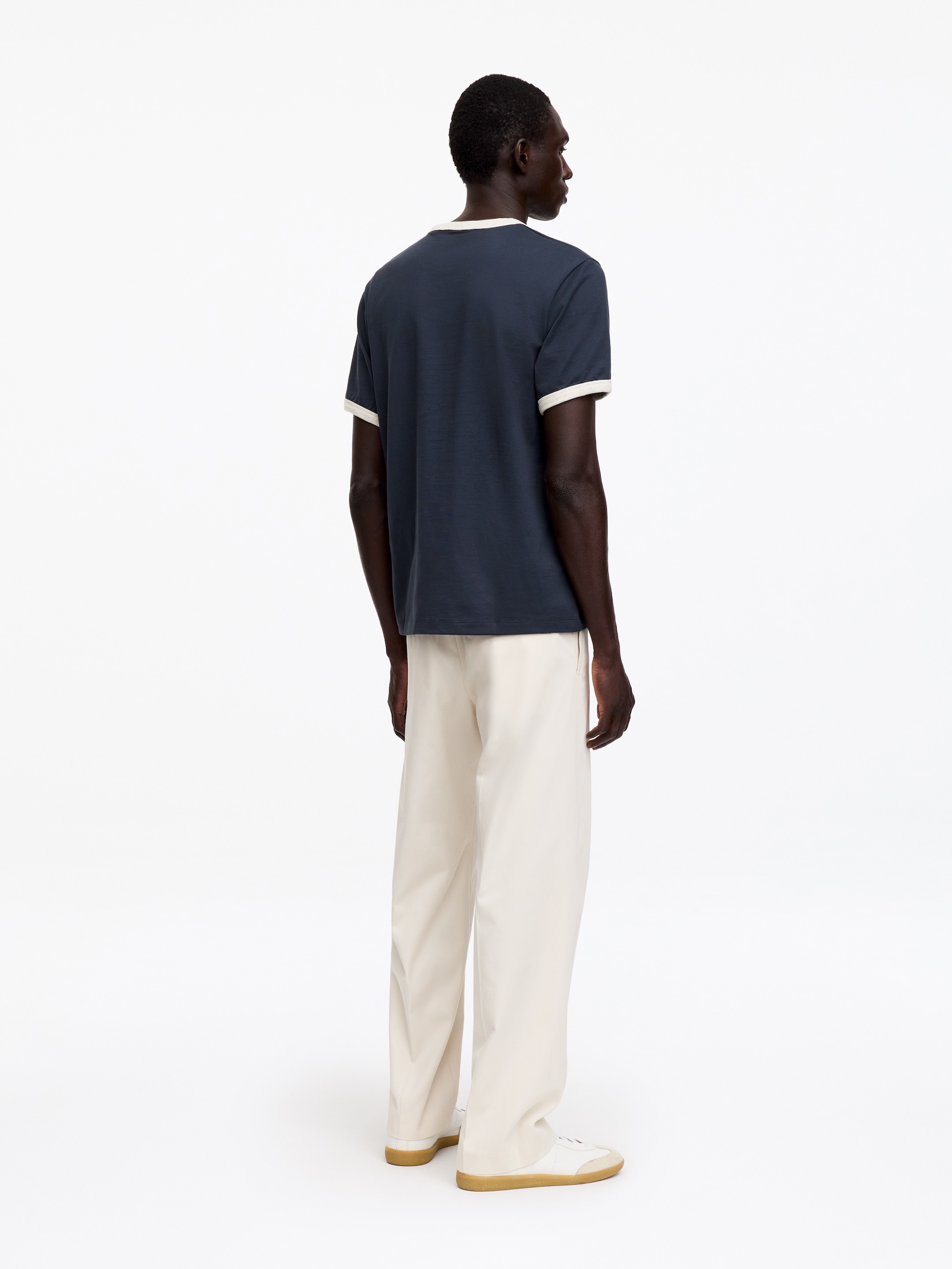 Dopasowany T-shirt - Ciemnoniebieski - Fason normalny - men - StillMedia/Lookbook - 5