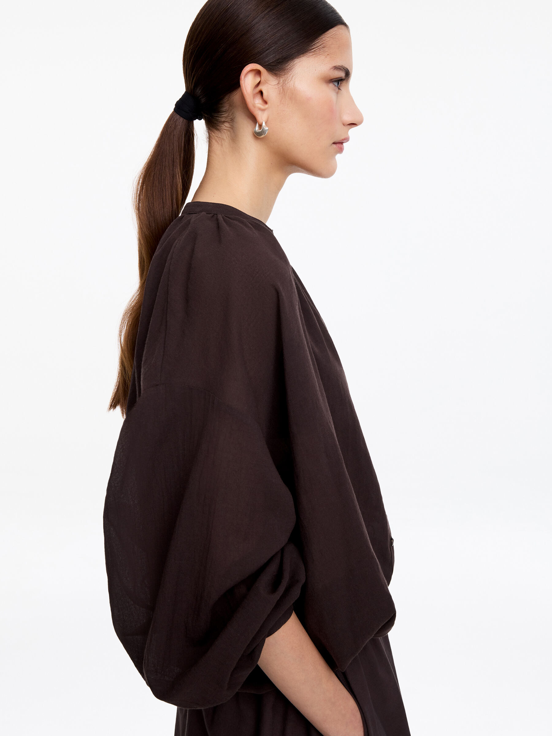 Crepe Drawstring Blouse - Brown - Loose fit - Women - StillMedia/Lookbook - 4