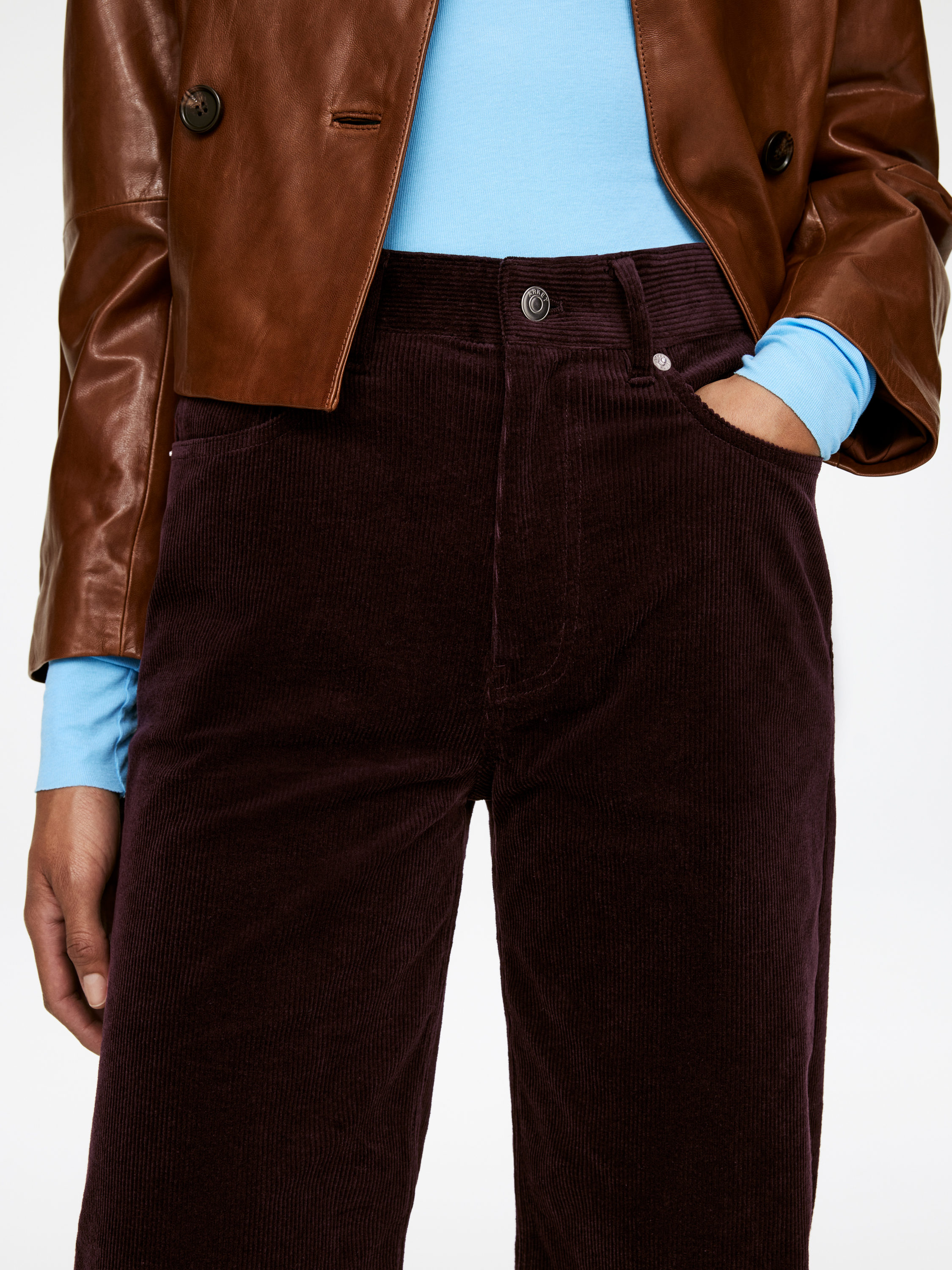 CORAL Corduroy Wide Jeans - Dark Burgundy - Relaxed fit - Women - StillMedia/Lookbook - 3