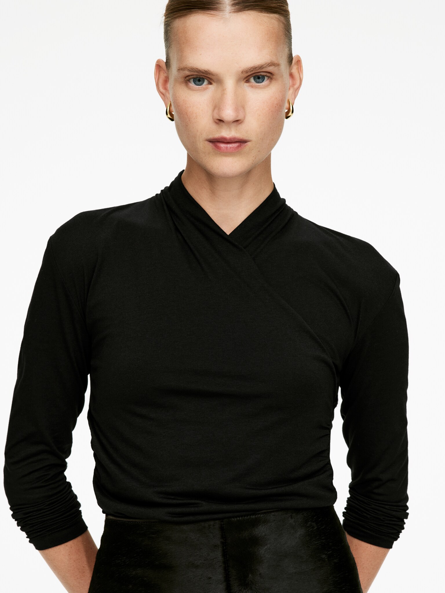 Maglia incrociata in lyocell e cotone - Nero/Verde kaki - 5