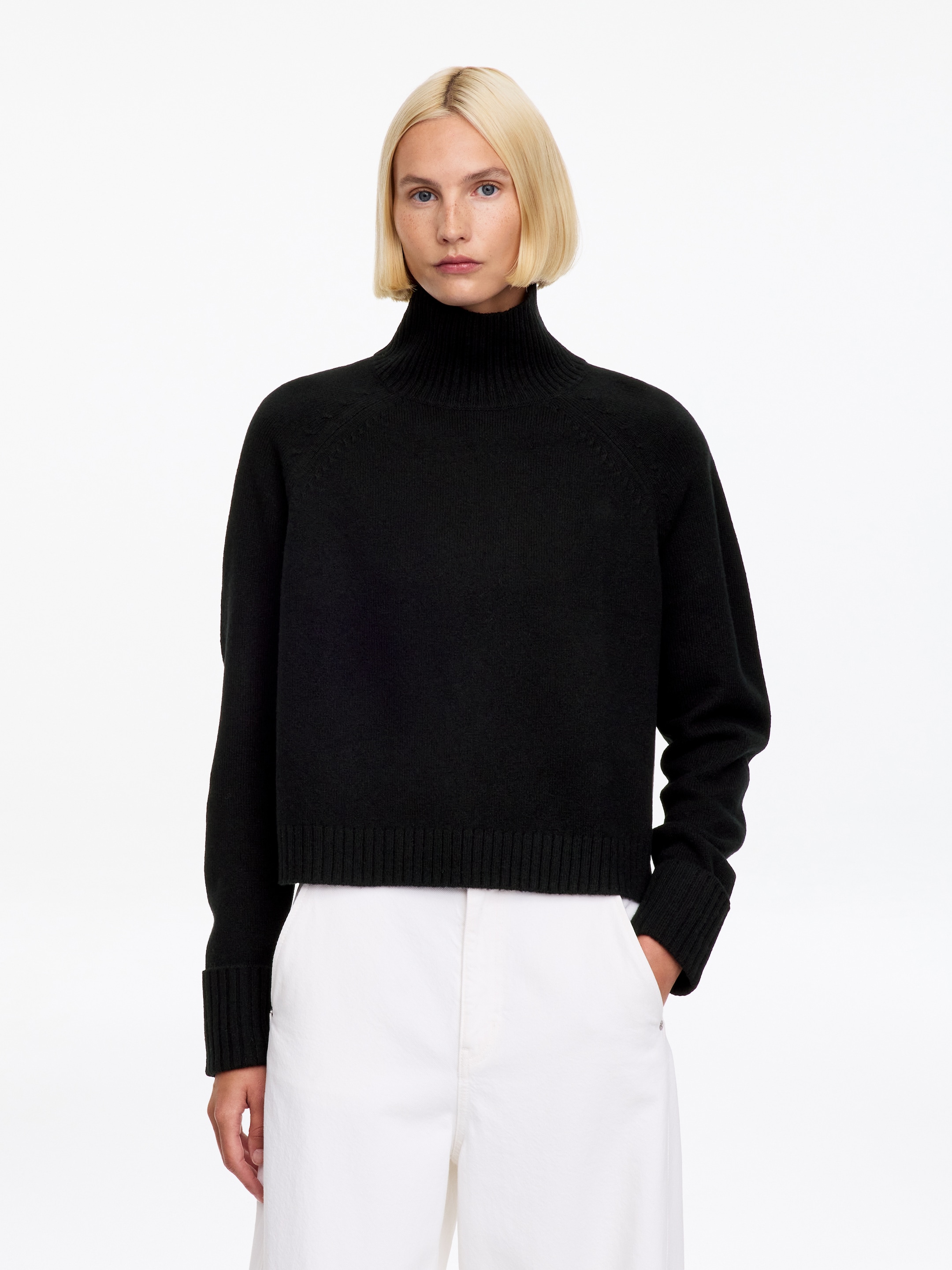 Roll-Neck Wool Jumper - Black - Regular fit - women - StillMedia/Lookbook - 11