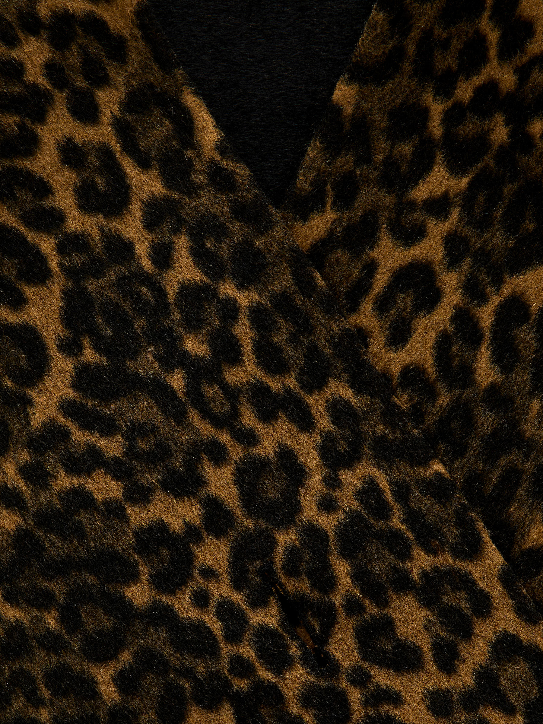 Triangle Wool Scarf - Beige/Brown - Women - StillMedia/DescriptiveStillLife - 3